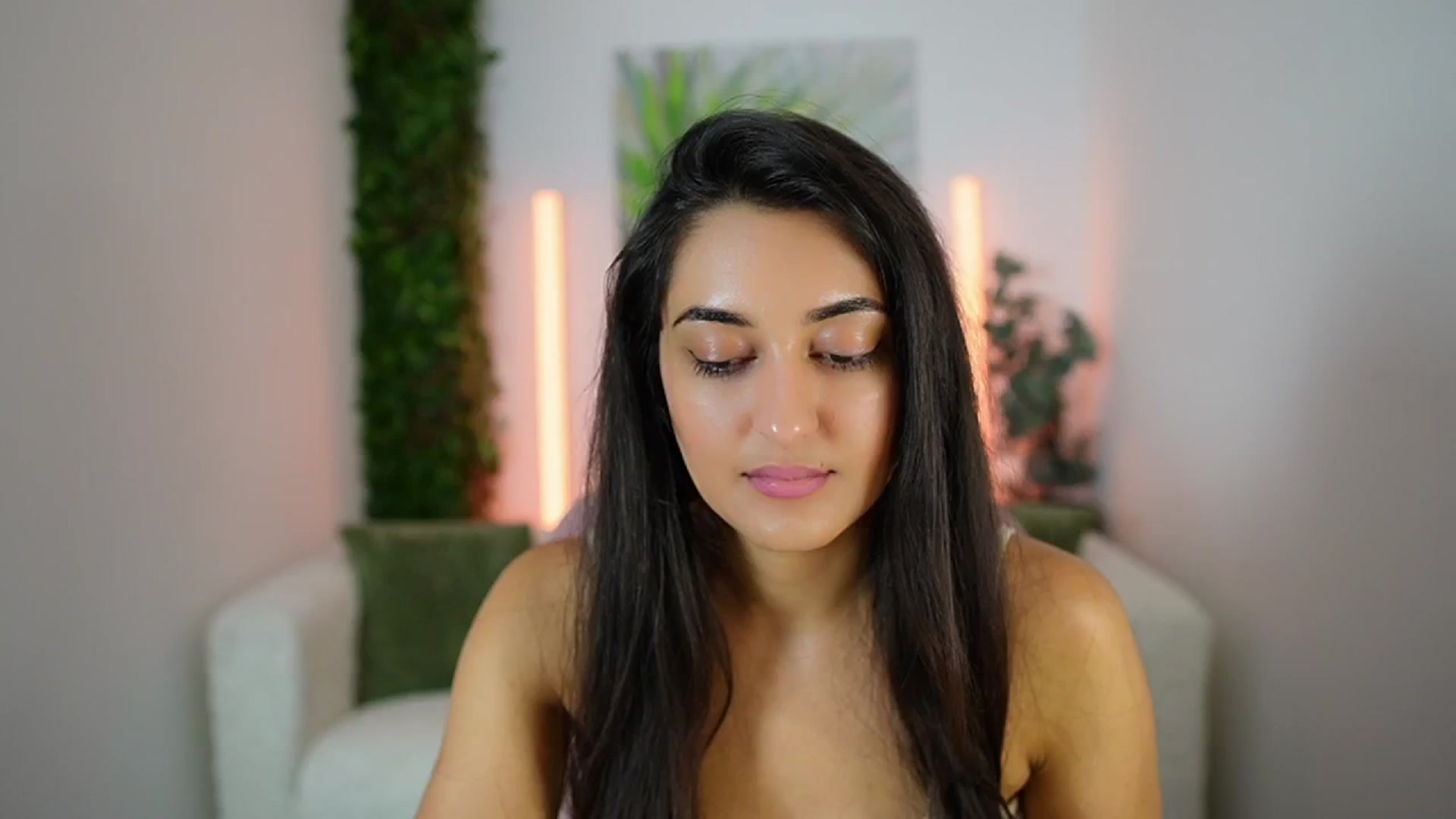 Gallery image thumbnail from Frida_Sante18's myfreecams stream on, 08/07/2024, 12:14 image 20 of 20