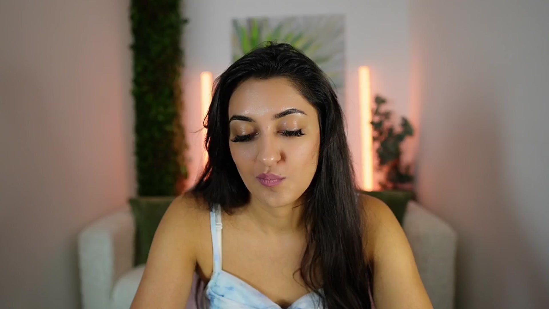Gallery image thumbnail from Frida_Sante18's myfreecams stream on, 08/08/2024, 10:01 image 11 of 20