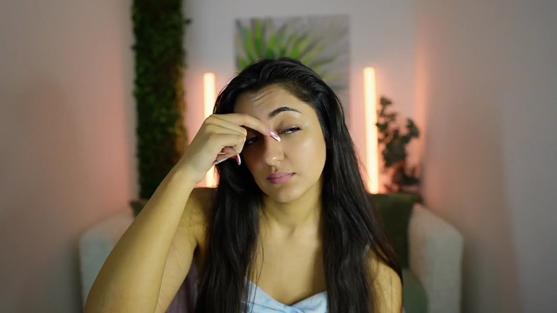 Gallery image thumbnail from Frida_Sante18's myfreecams stream on, 08/08/2024, 11:22 image 1 of 20