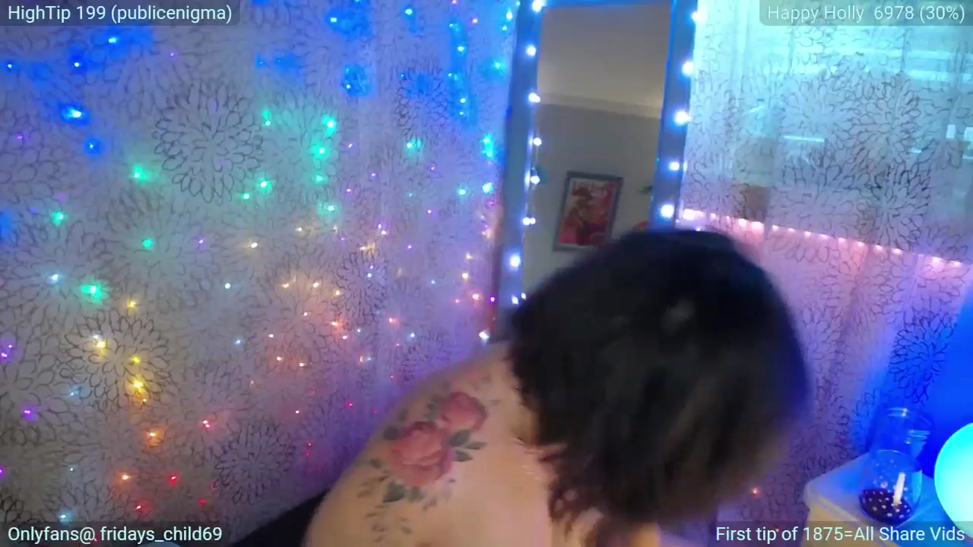 Gallery image thumbnail from Fridays_Child's myfreecams stream on, 05/22/2023, 22:06 image 19 of 20