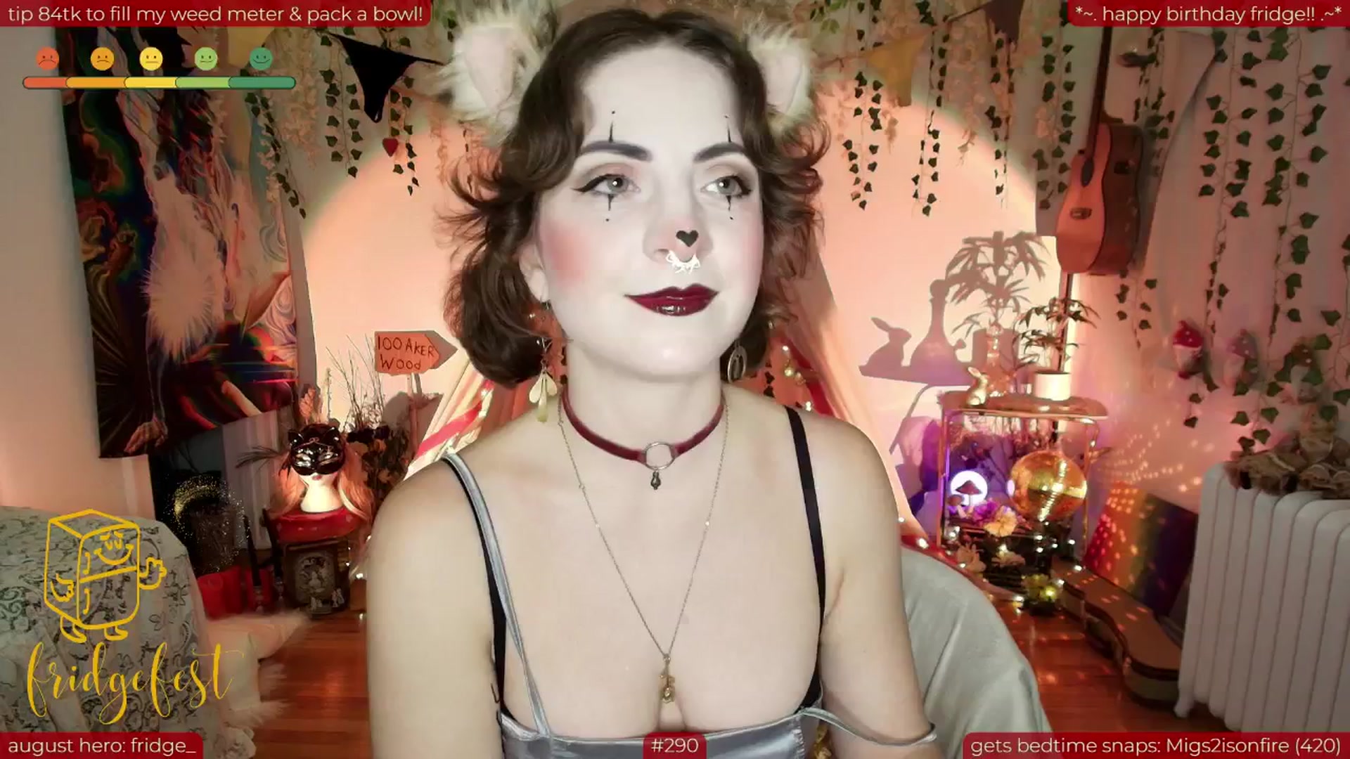 Gallery image thumbnail from Fridge____'s myfreecams stream on, 08/13/2025, 08:26 image 4 of 20