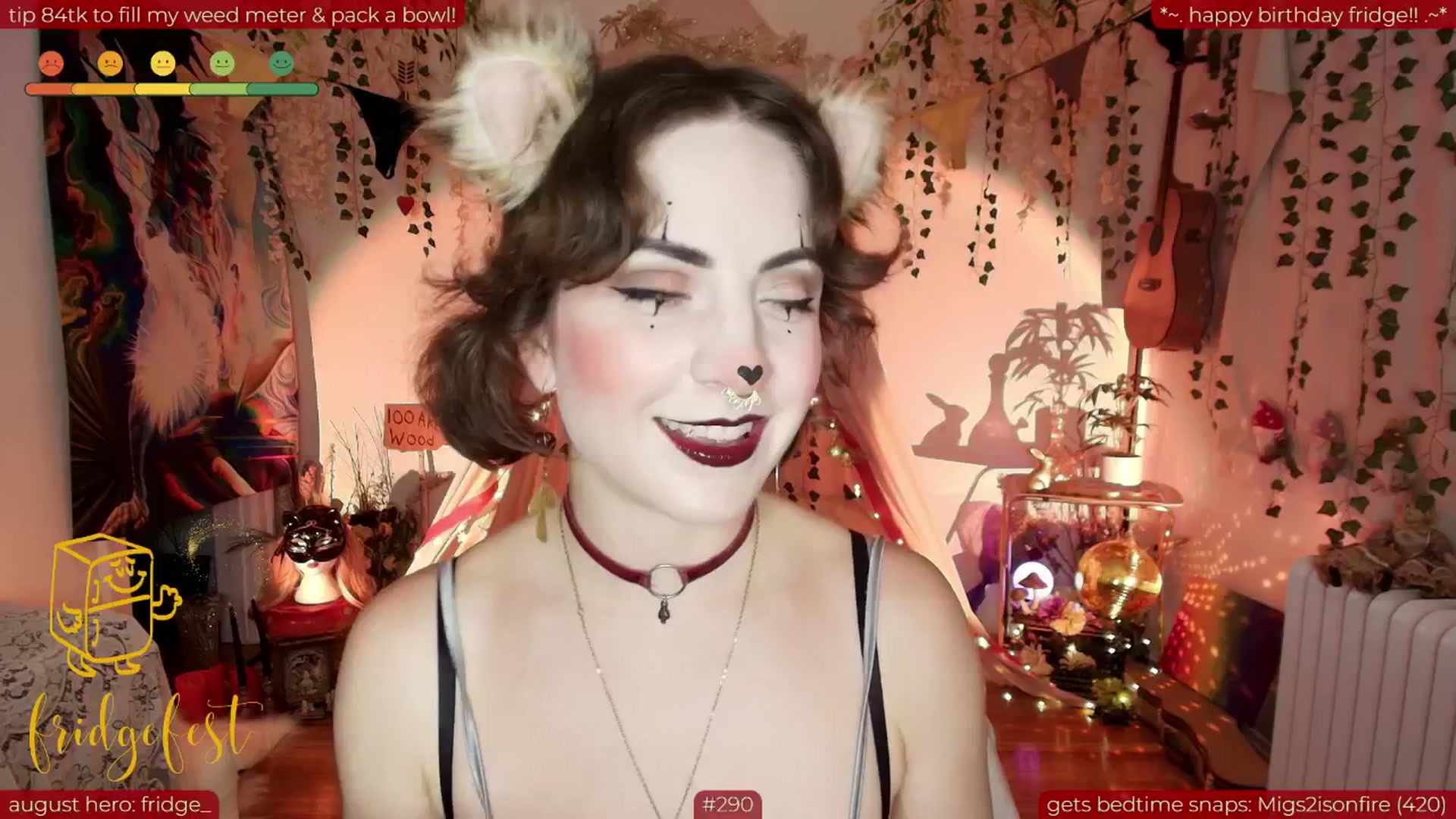Gallery image thumbnail from Fridge____'s myfreecams stream on, 08/13/2025, 08:26 image 5 of 20