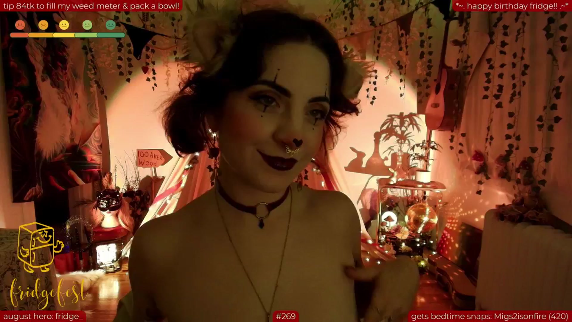 Gallery image thumbnail from Fridge____'s myfreecams stream on, 08/13/2025, 09:47 image 19 of 20