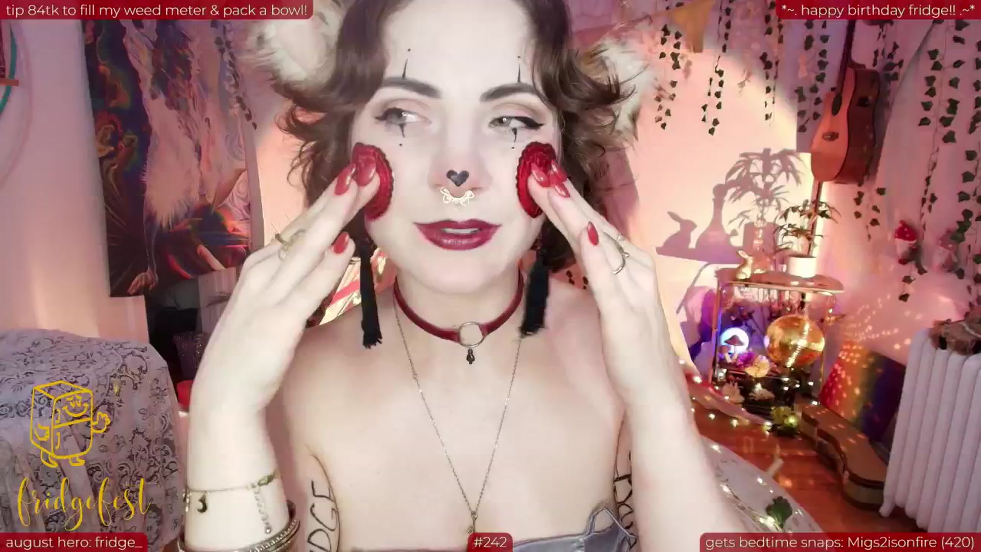 Gallery image thumbnail from Fridge____'s myfreecams stream on, 08/13/2025, 11:07 image 13 of 20