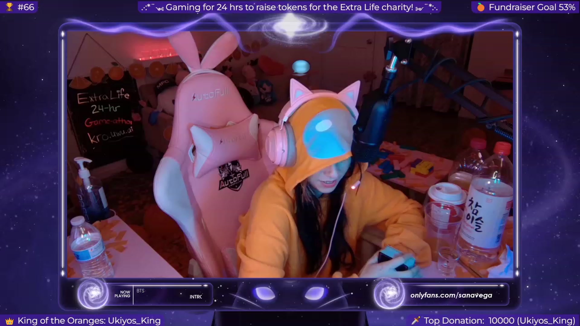Gallery image thumbnail from FriendsUkiyo's myfreecams stream on, 11/06/2023, 01:47 image 15 of 20