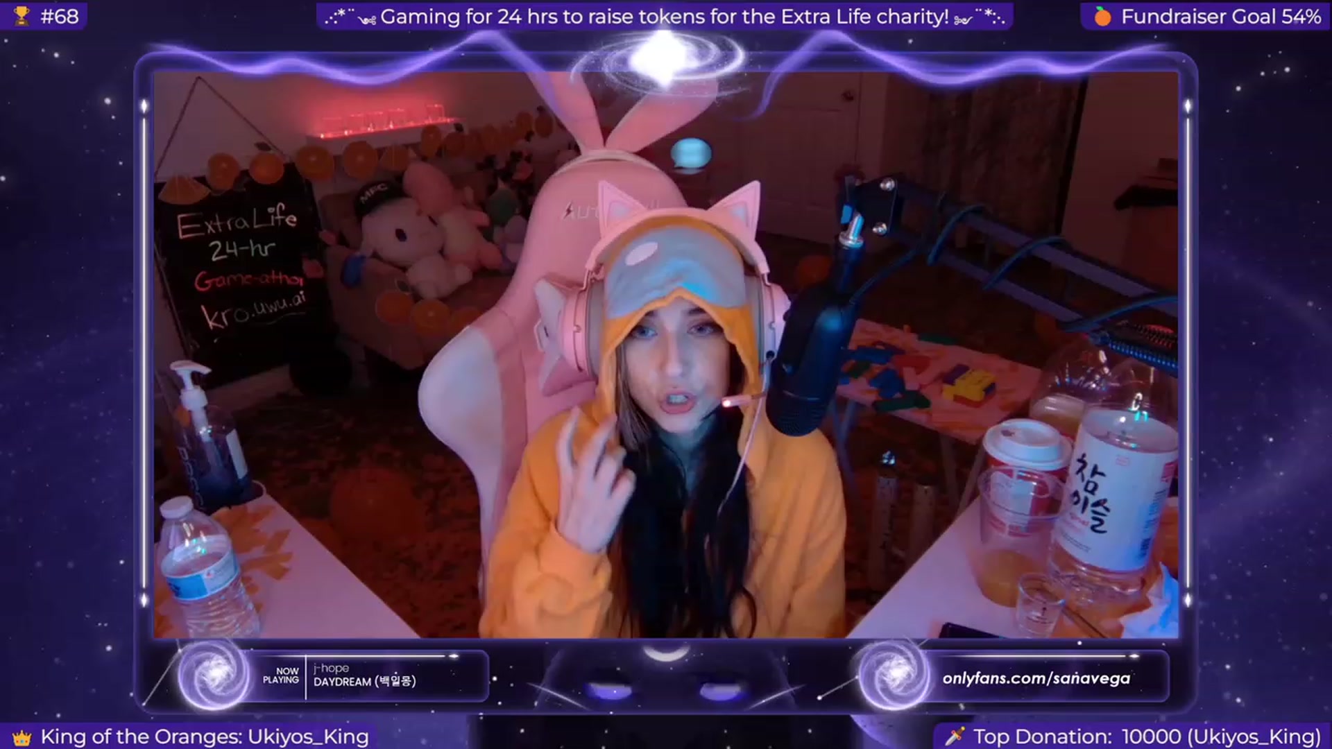 Gallery image thumbnail from FriendsUkiyo's myfreecams stream on, 11/06/2023, 05:25 image 6 of 20