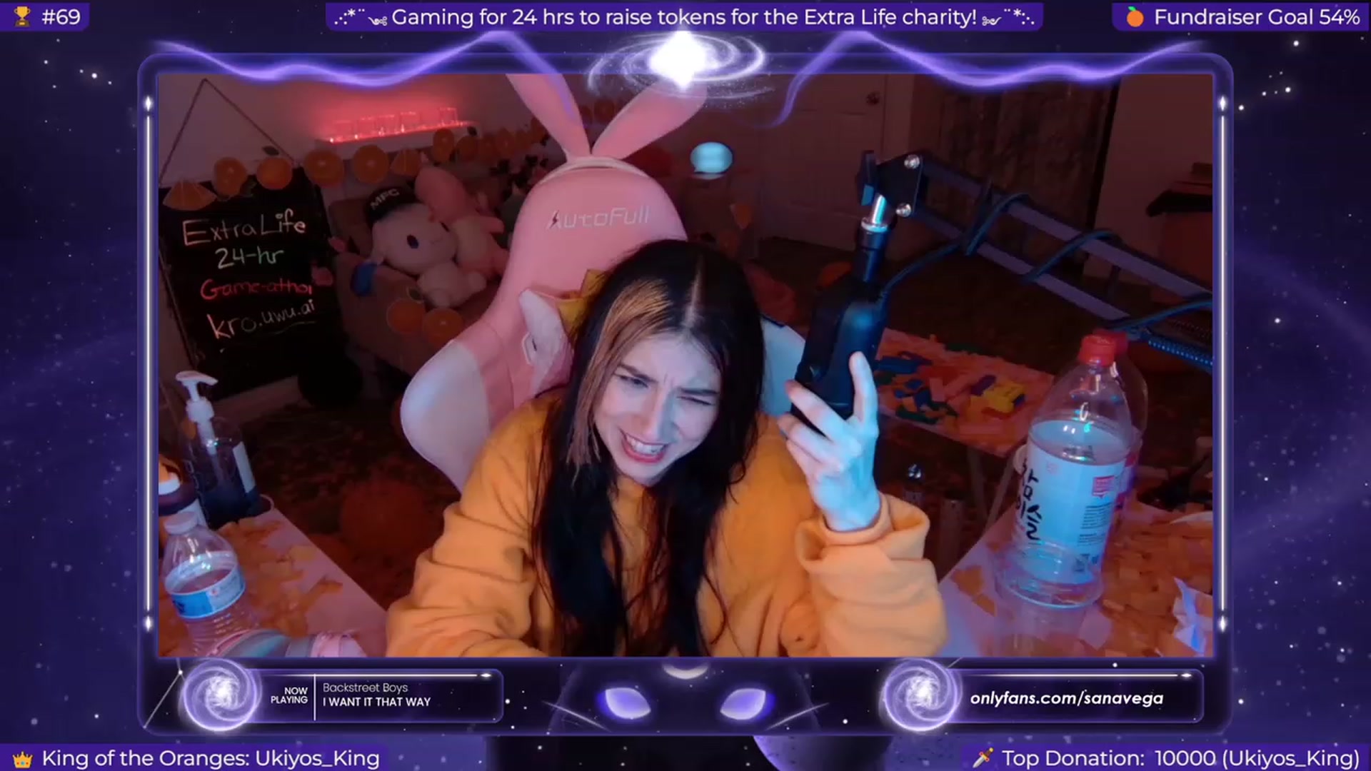 Gallery image thumbnail from FriendsUkiyo's myfreecams stream on, 11/06/2023, 05:25 image 11 of 20