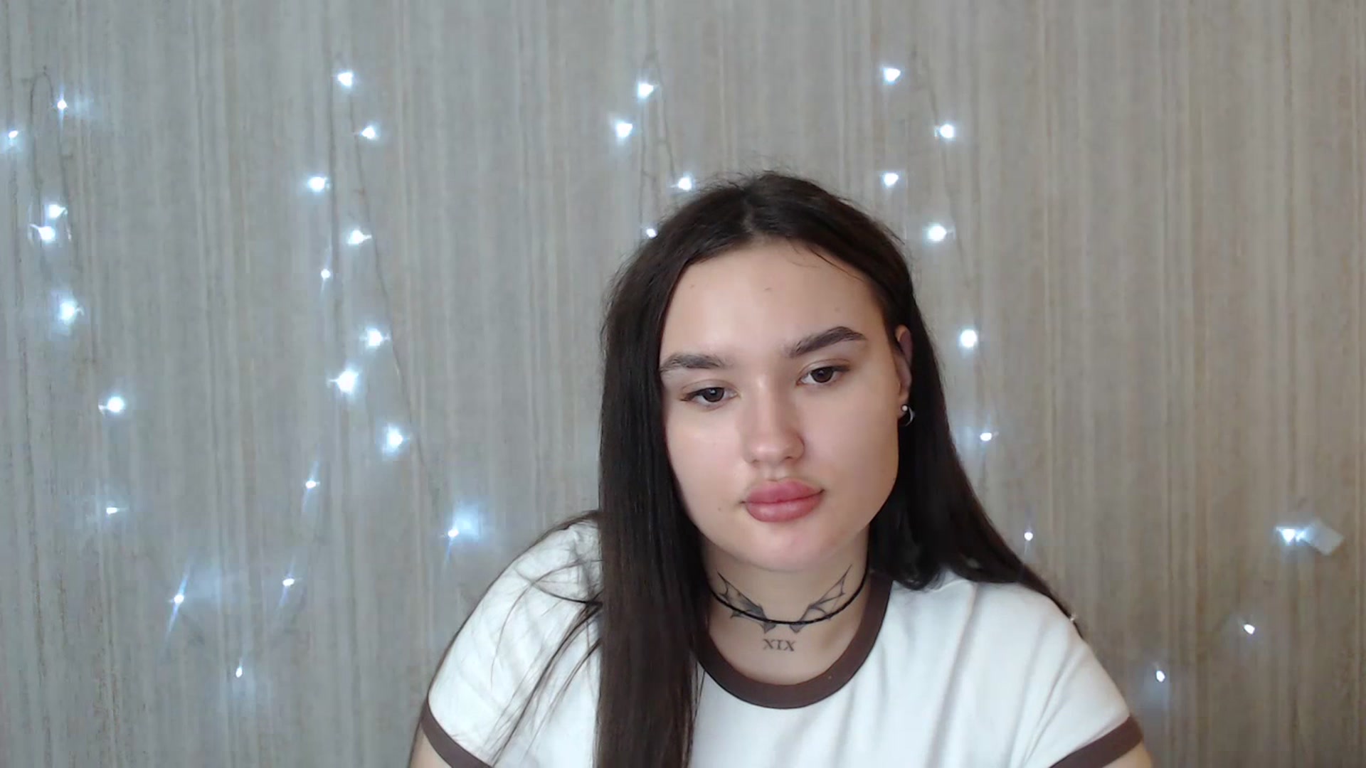 Gallery image thumbnail from Friolla_xx's myfreecams stream on, 07/13/2023, 16:33 image 6 of 20