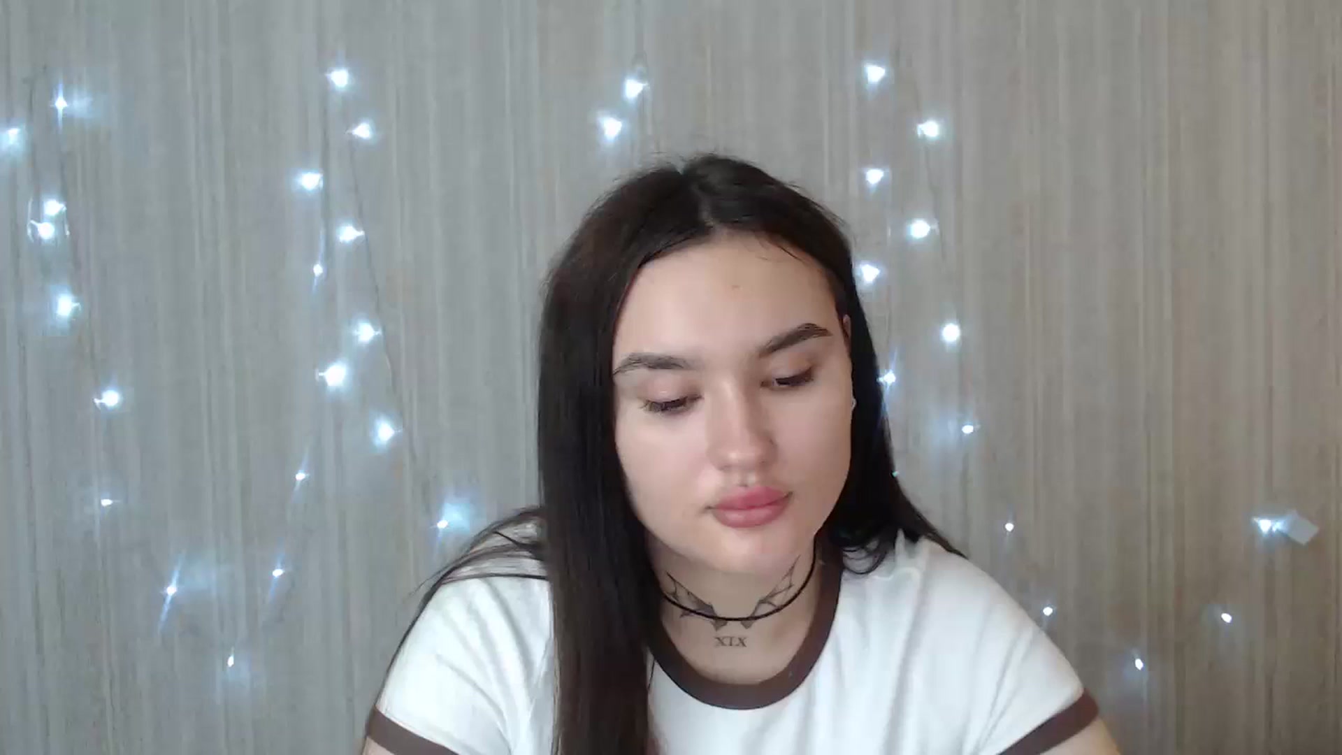 Gallery image thumbnail from Friolla_xx's myfreecams stream on, 07/13/2023, 16:33 image 3 of 20