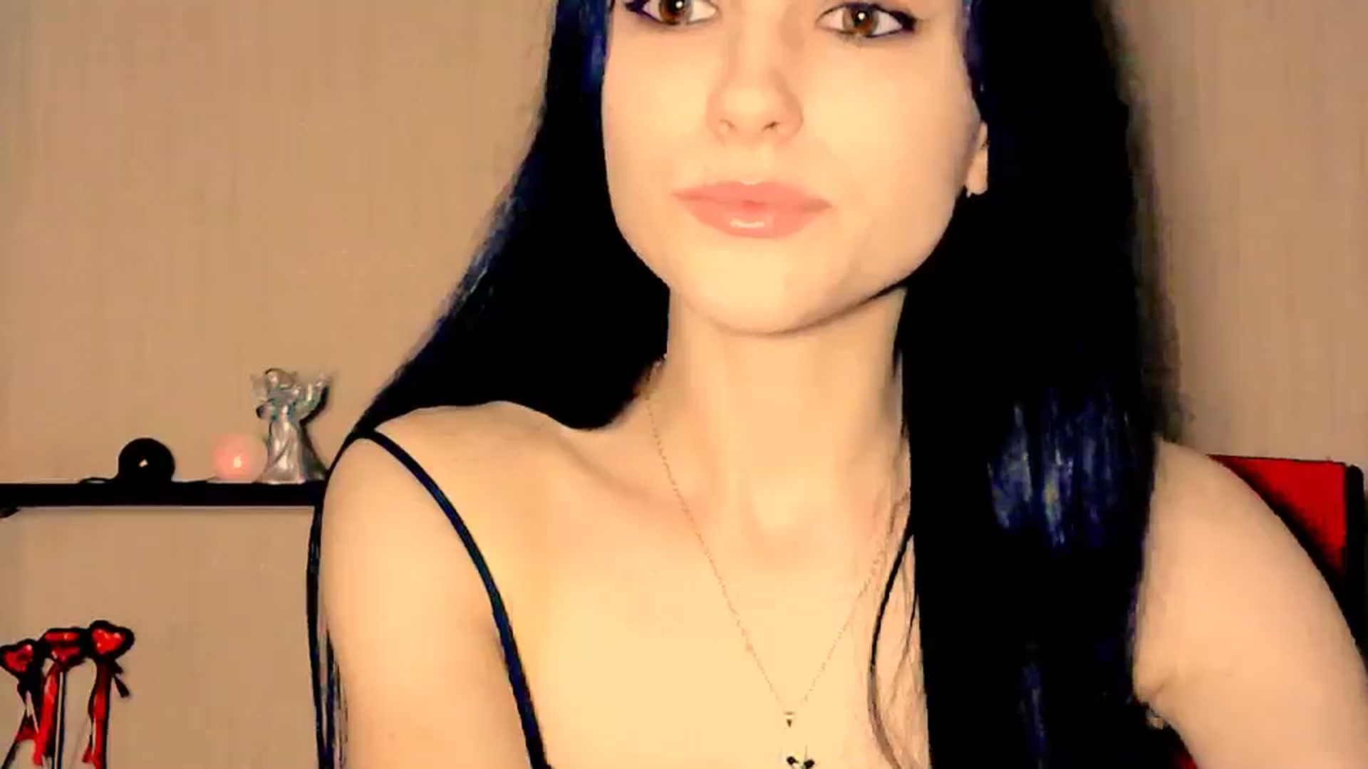 Gallery image thumbnail from Frioninny's myfreecams stream on, 02/27/2026, 22:21 image 5 of 20