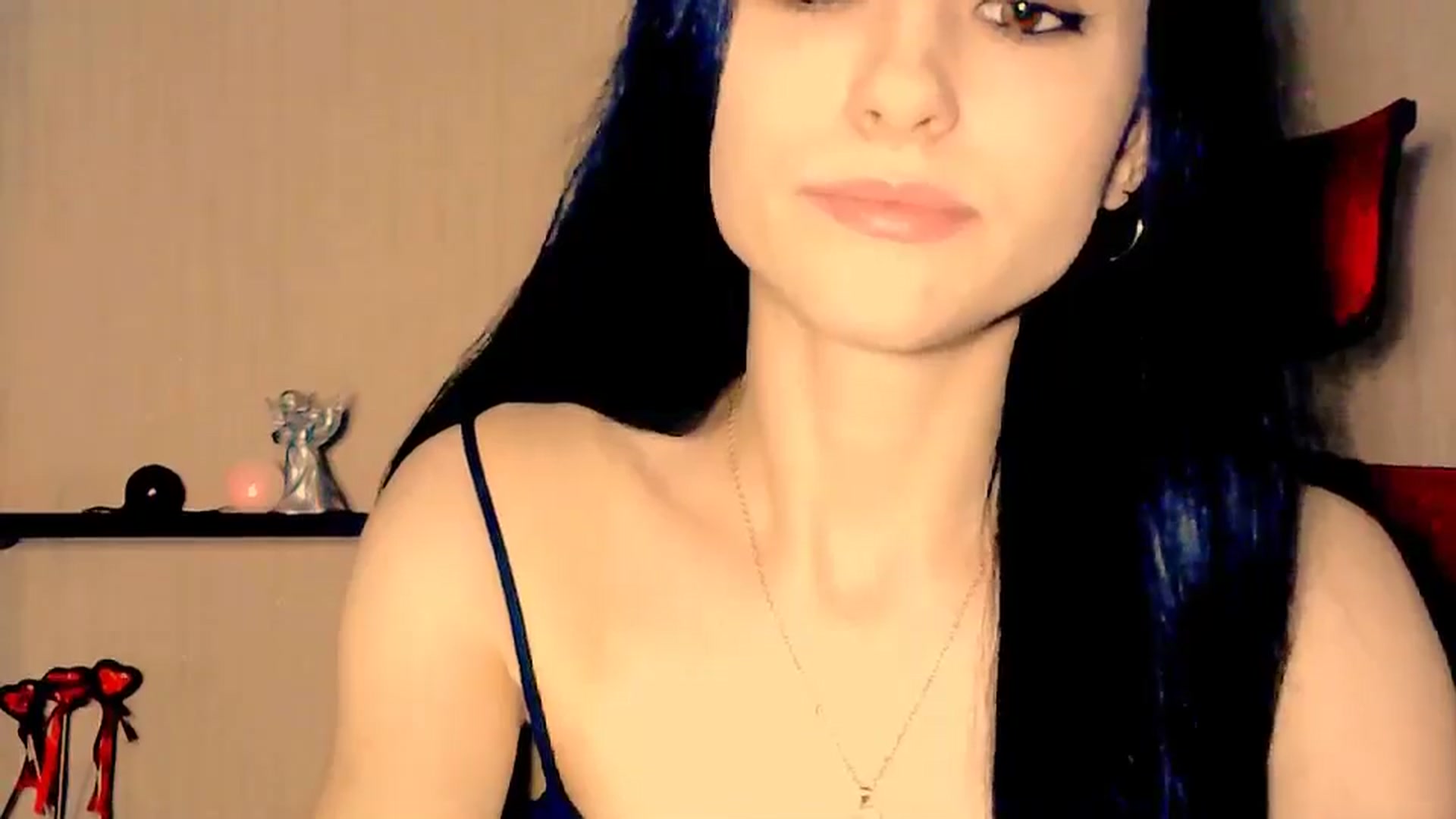 Gallery image thumbnail from Frioninny's myfreecams stream on, 02/27/2026, 22:21 image 18 of 20