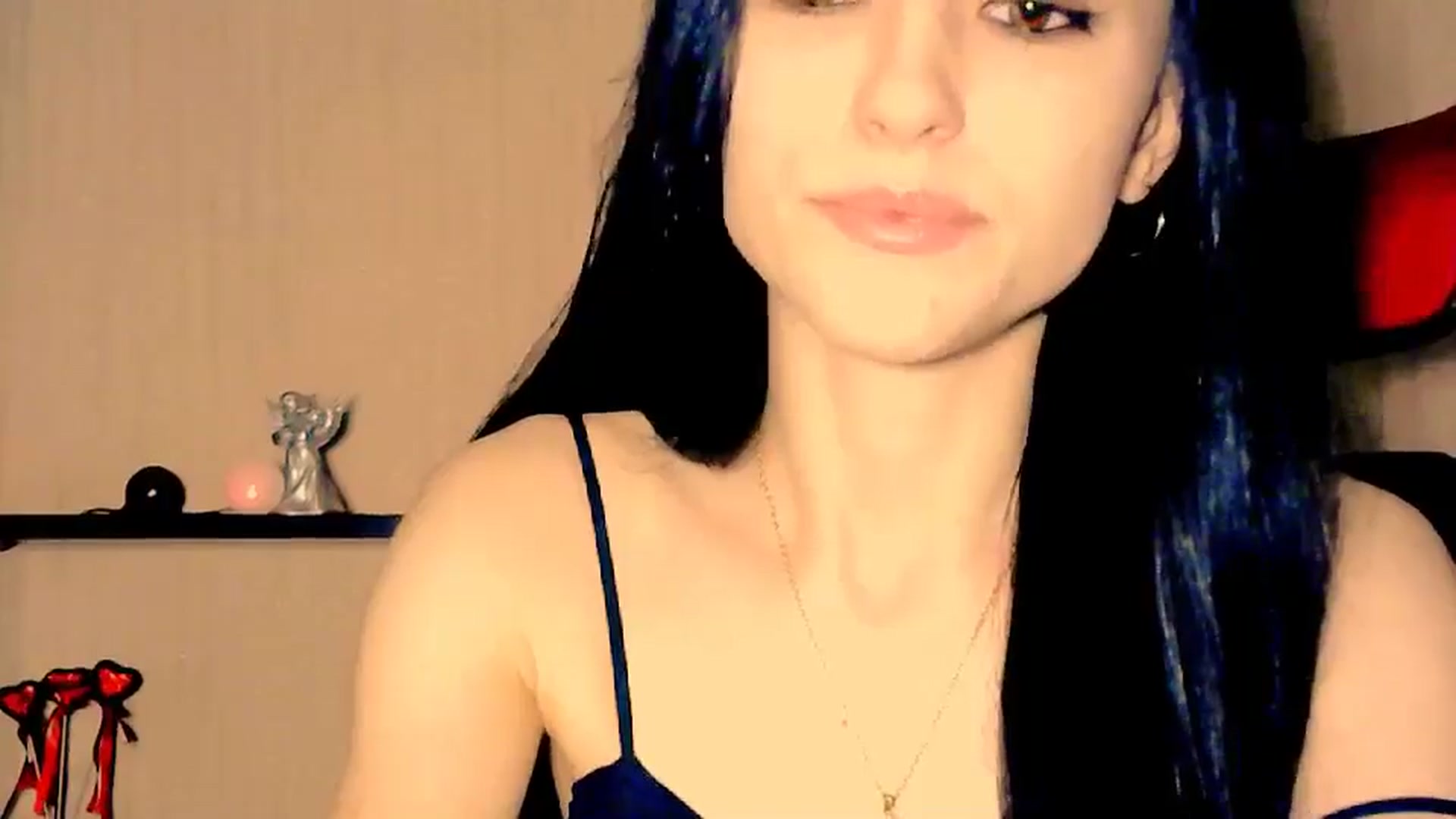 Gallery image thumbnail from Frioninny's myfreecams stream on, 02/27/2026, 22:21 image 16 of 20