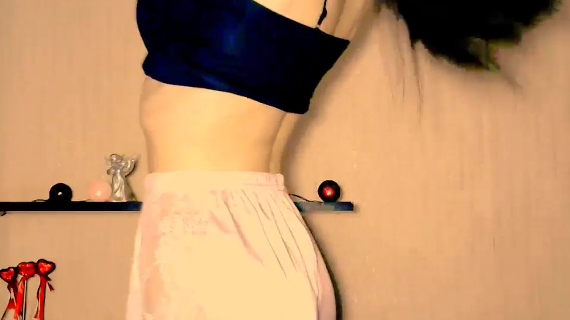 Gallery image thumbnail from Frioninny's myfreecams stream on, 02/27/2026, 22:21 image 8 of 20