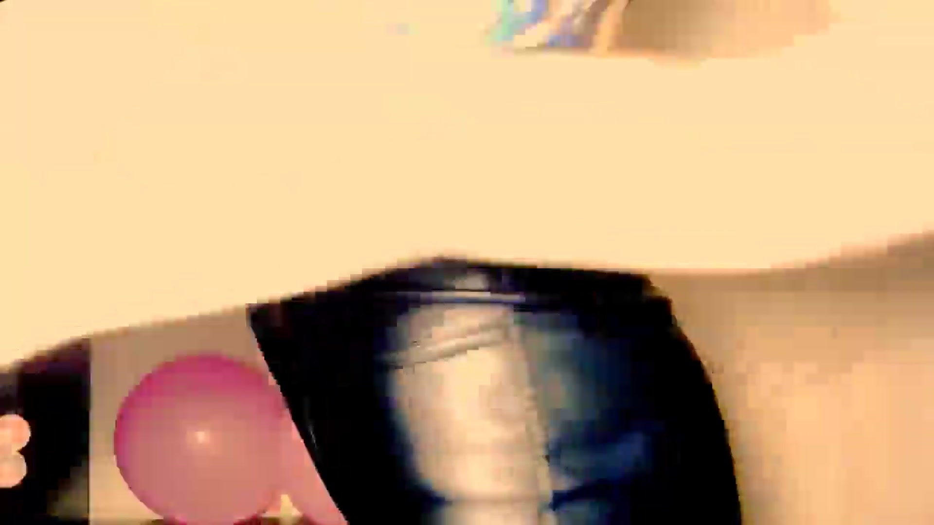 Gallery image thumbnail from Frioninny's myfreecams stream on, 03/07/2026, 21:23 image 4 of 20