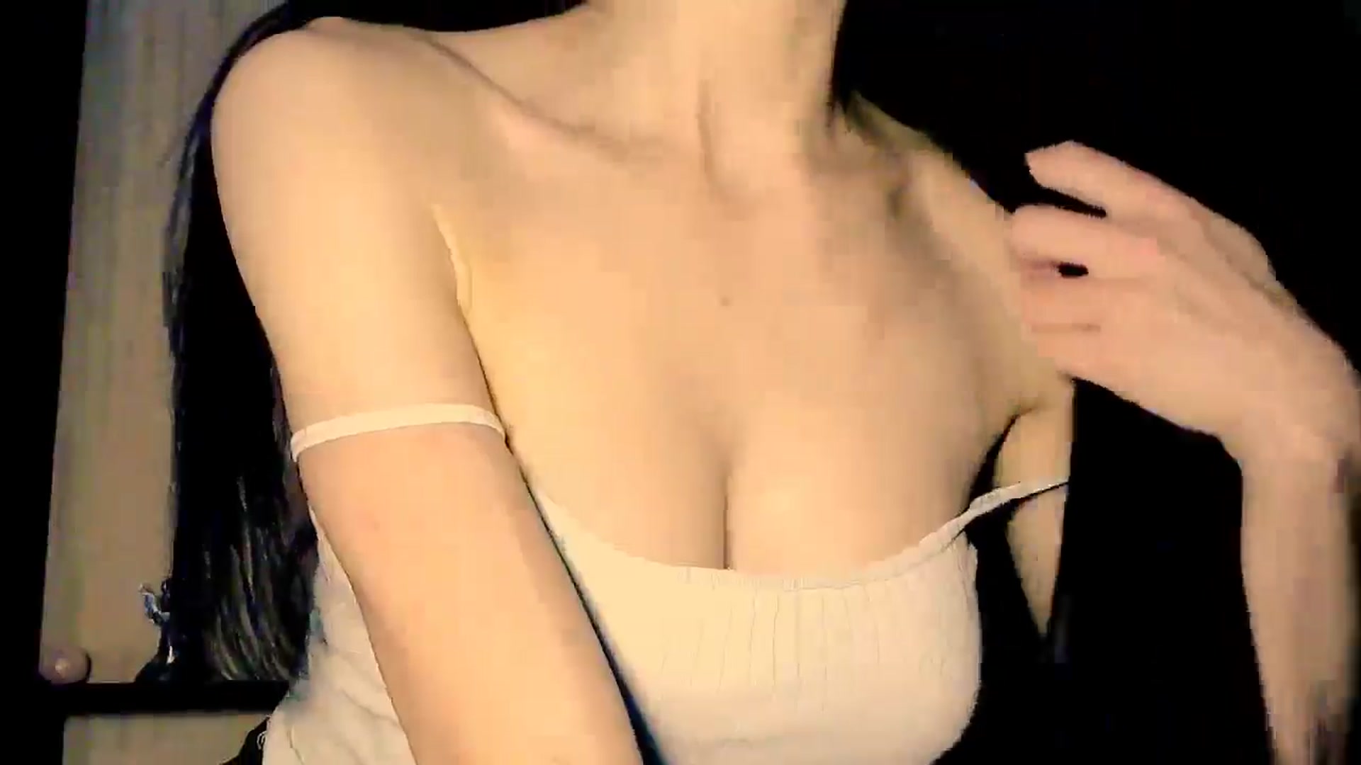 Gallery image thumbnail from Frioninny's myfreecams stream on, 03/13/2026, 19:50 image 2 of 20