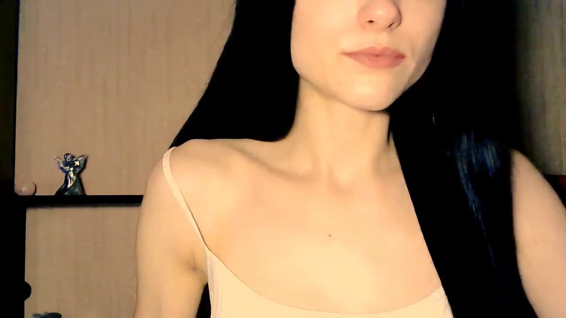 Gallery image thumbnail from Frioninny's myfreecams stream on, 03/13/2026, 21:02 image 16 of 20