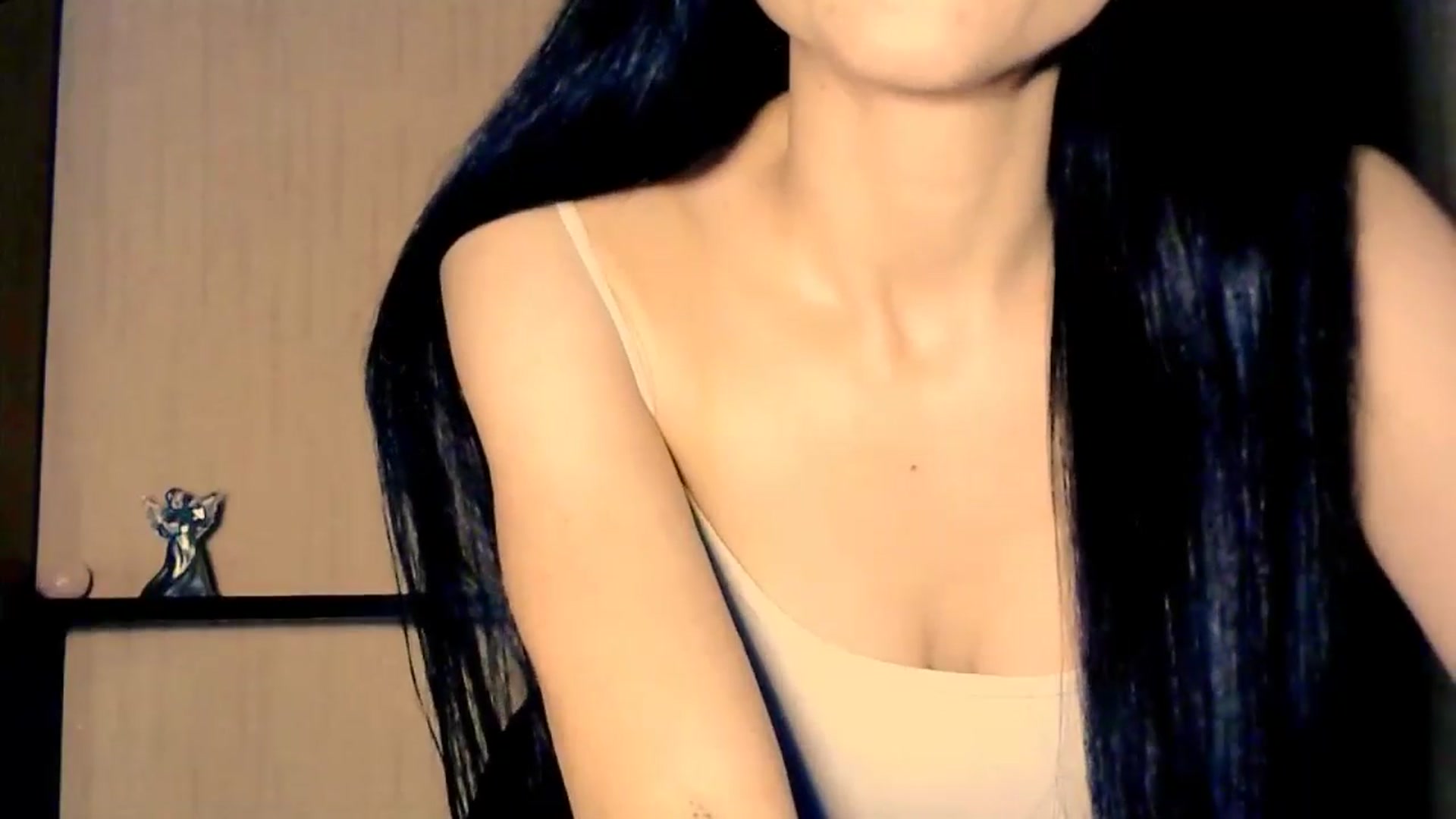 Gallery image thumbnail from Frioninny's myfreecams stream on, 03/13/2026, 21:02 image 11 of 20