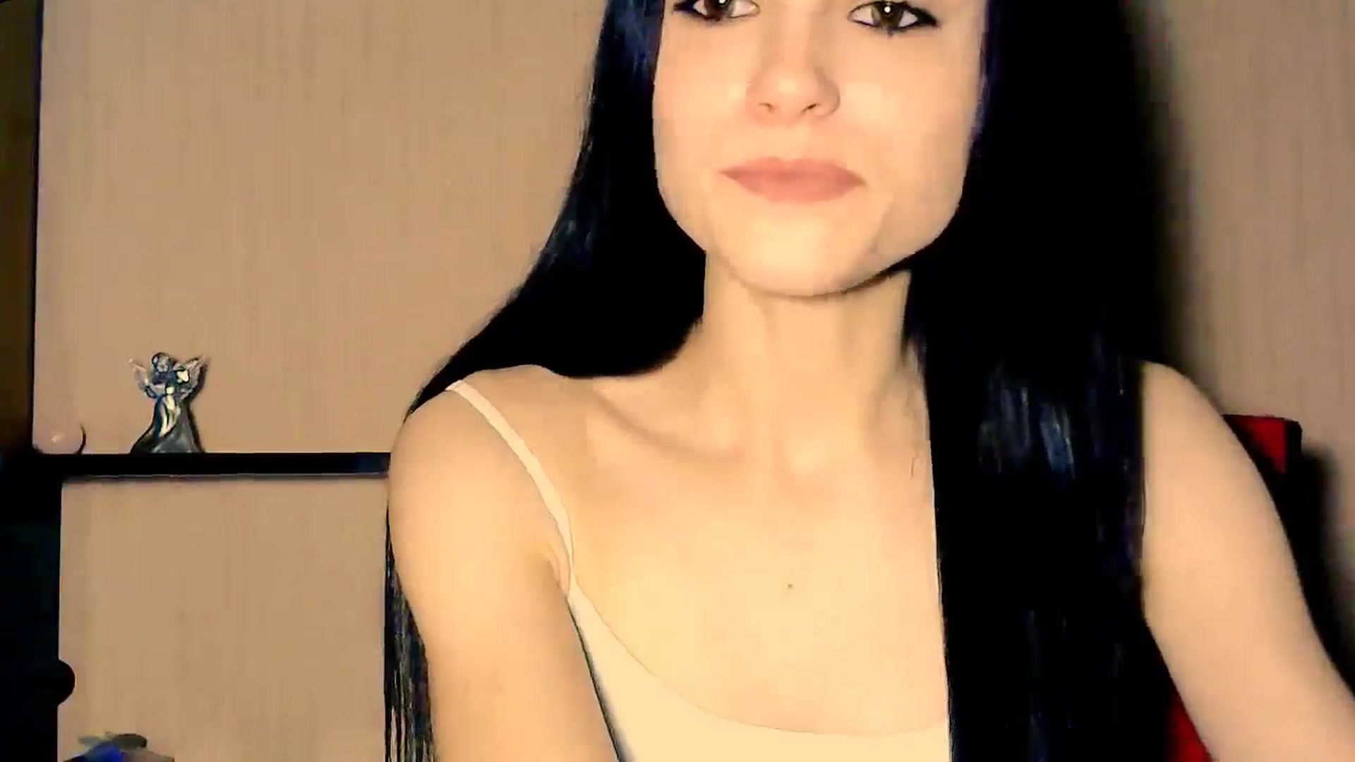 Gallery image thumbnail from Frioninny's myfreecams stream on, 03/13/2026, 21:02 image 5 of 20