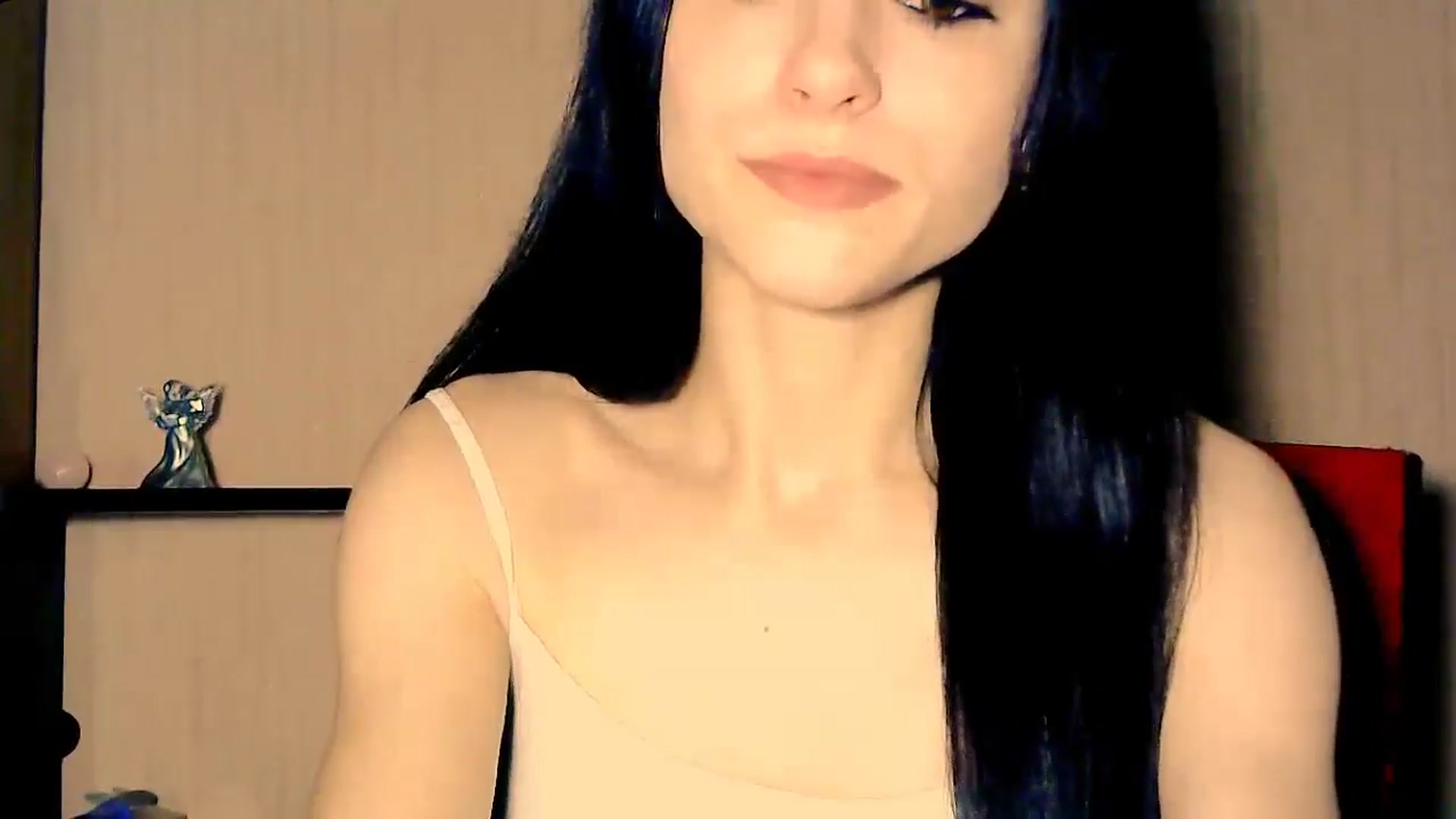Gallery image thumbnail from Frioninny's myfreecams stream on, 03/13/2026, 21:02 image 9 of 20
