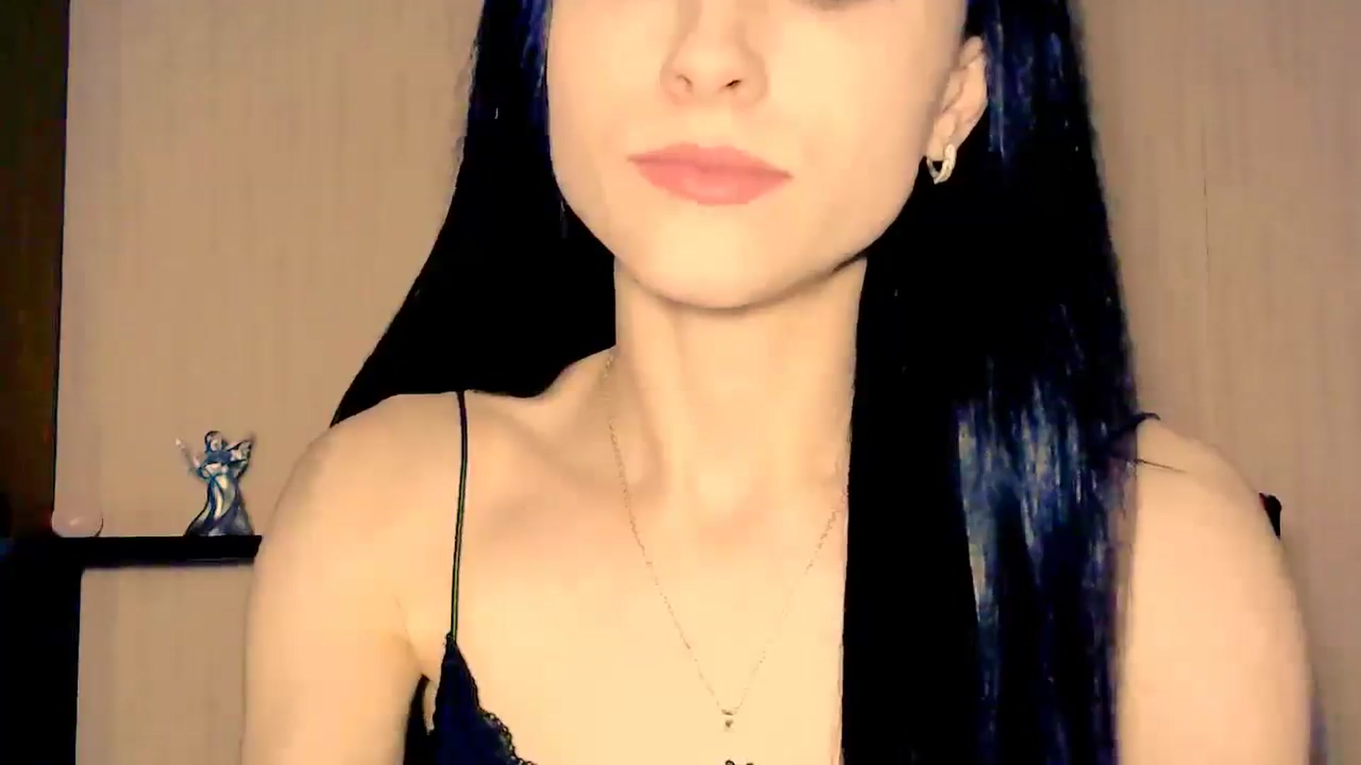 Gallery image thumbnail from Frioninny's myfreecams stream on, 03/15/2026, 19:52 image 3 of 20