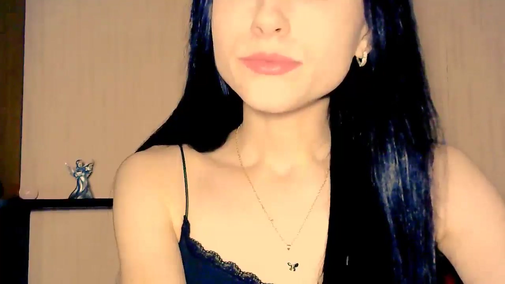 Gallery image thumbnail from Frioninny's myfreecams stream on, 03/15/2026, 19:52 image 6 of 20