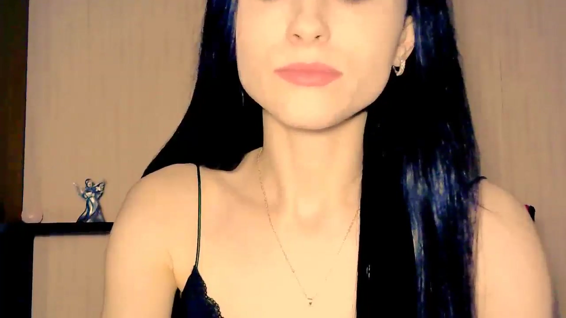 Gallery image thumbnail from Frioninny's myfreecams stream on, 03/15/2026, 19:52 image 4 of 20