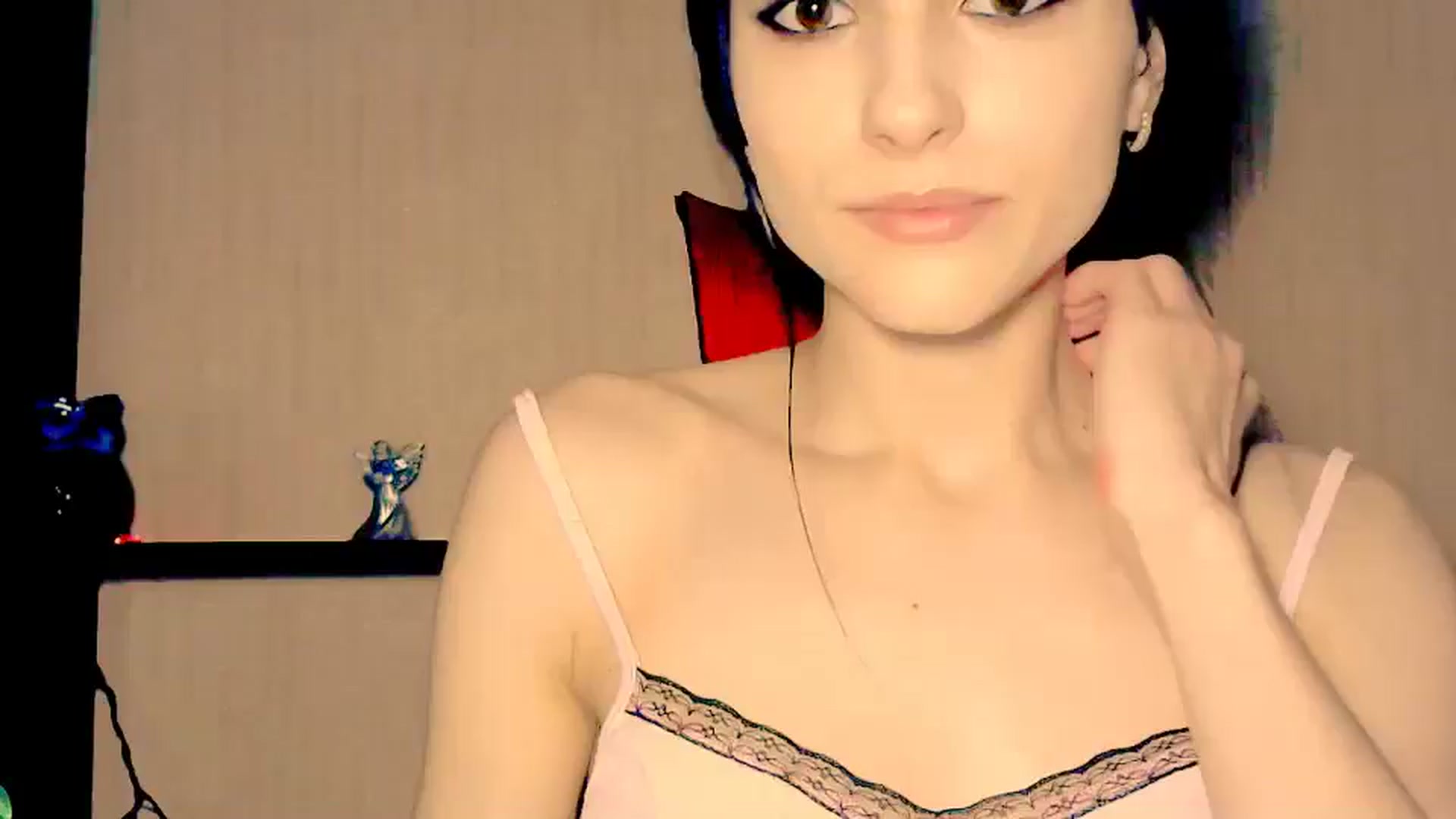 Gallery image thumbnail from Frioninny's myfreecams stream on, 03/20/2026, 19:40 image 9 of 20