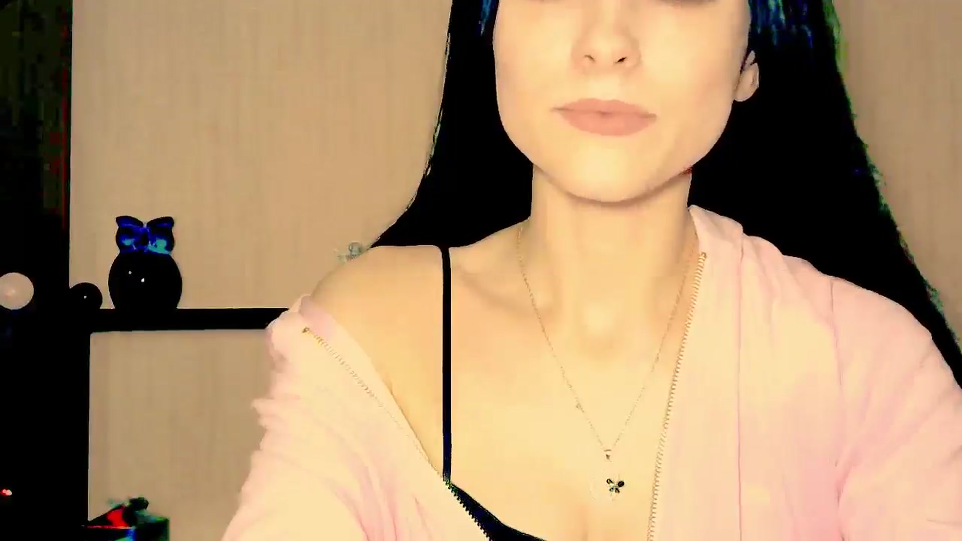 Gallery image thumbnail from Frioninny's myfreecams stream on, 04/10/2026, 17:31 image 12 of 20