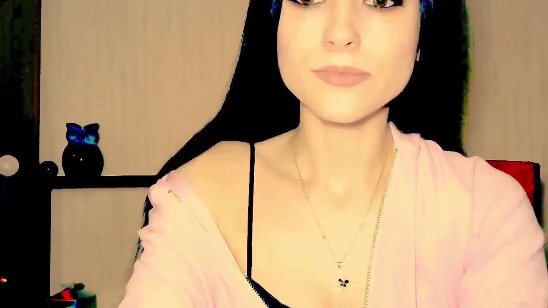 Gallery image thumbnail from Frioninny's myfreecams stream on, 04/10/2026, 17:31 image 9 of 20