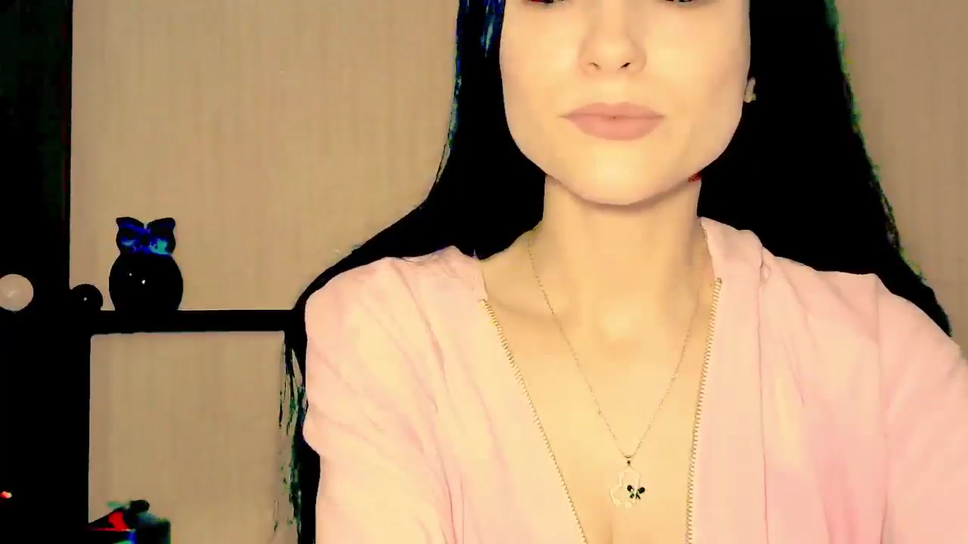 Gallery image thumbnail from Frioninny's myfreecams stream on, 04/10/2026, 17:31 image 3 of 20