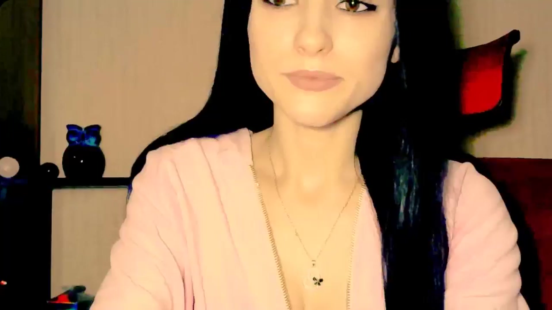 Gallery image thumbnail from Frioninny's myfreecams stream on, 04/10/2026, 17:57 image 11 of 20