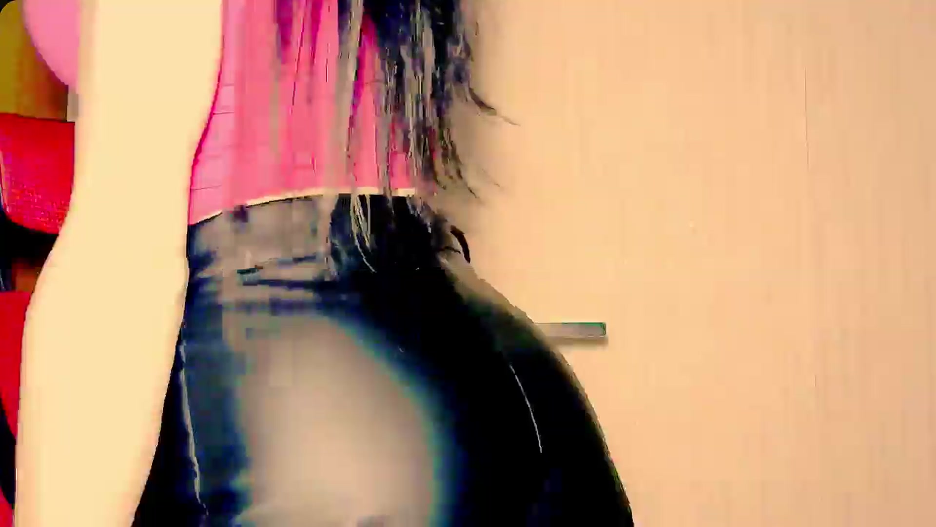 Gallery image thumbnail from Frioninny's myfreecams stream on, 04/12/2026, 19:44 image 7 of 20