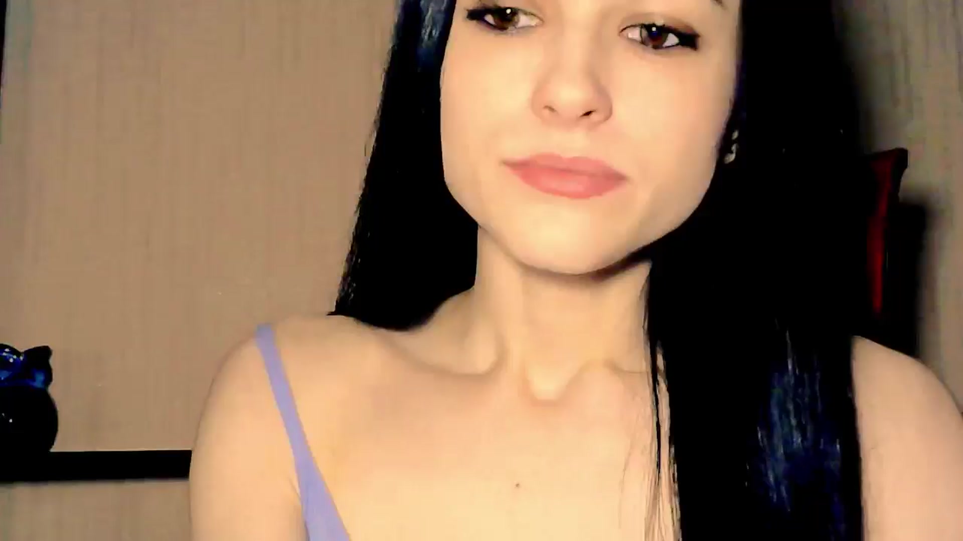 Gallery image thumbnail from Frioninny's myfreecams stream on, 04/30/2026, 20:33 image 1 of 20