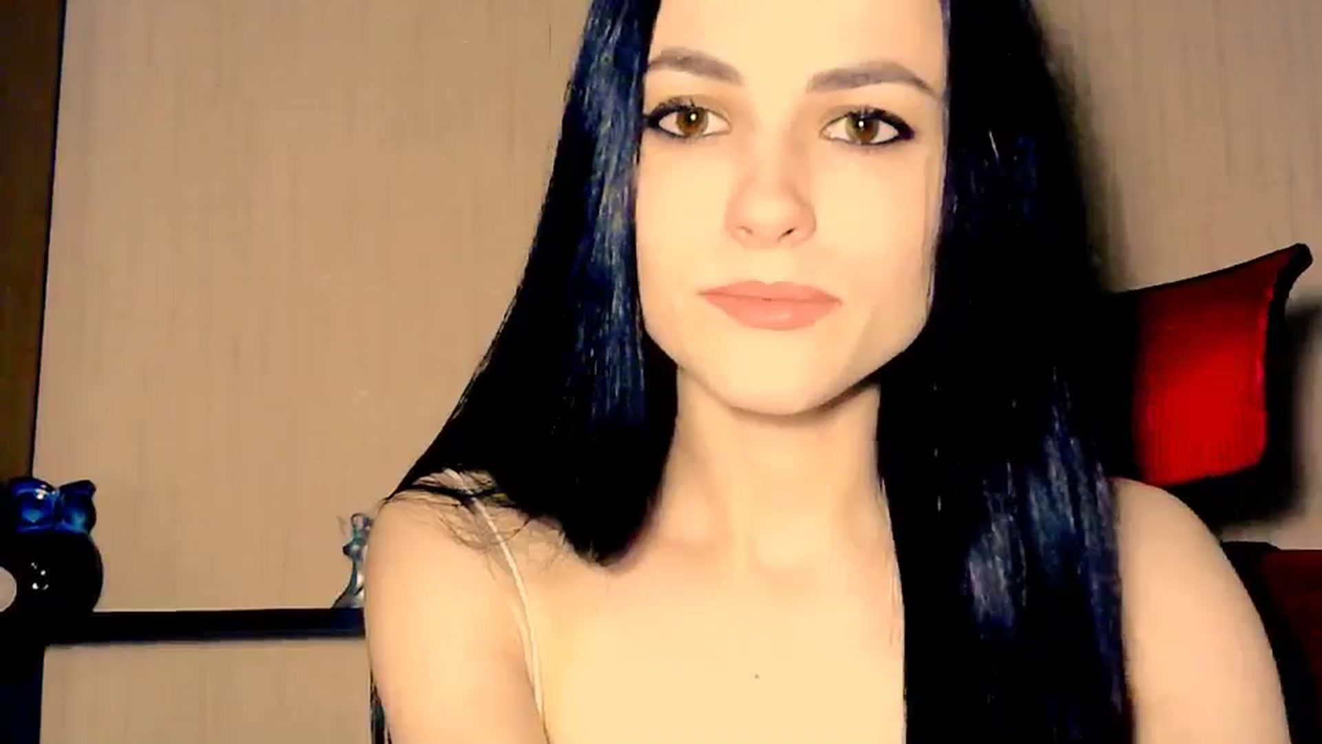 Gallery image thumbnail from Frioninny's myfreecams stream on, 05/02/2026, 21:15 image 4 of 20