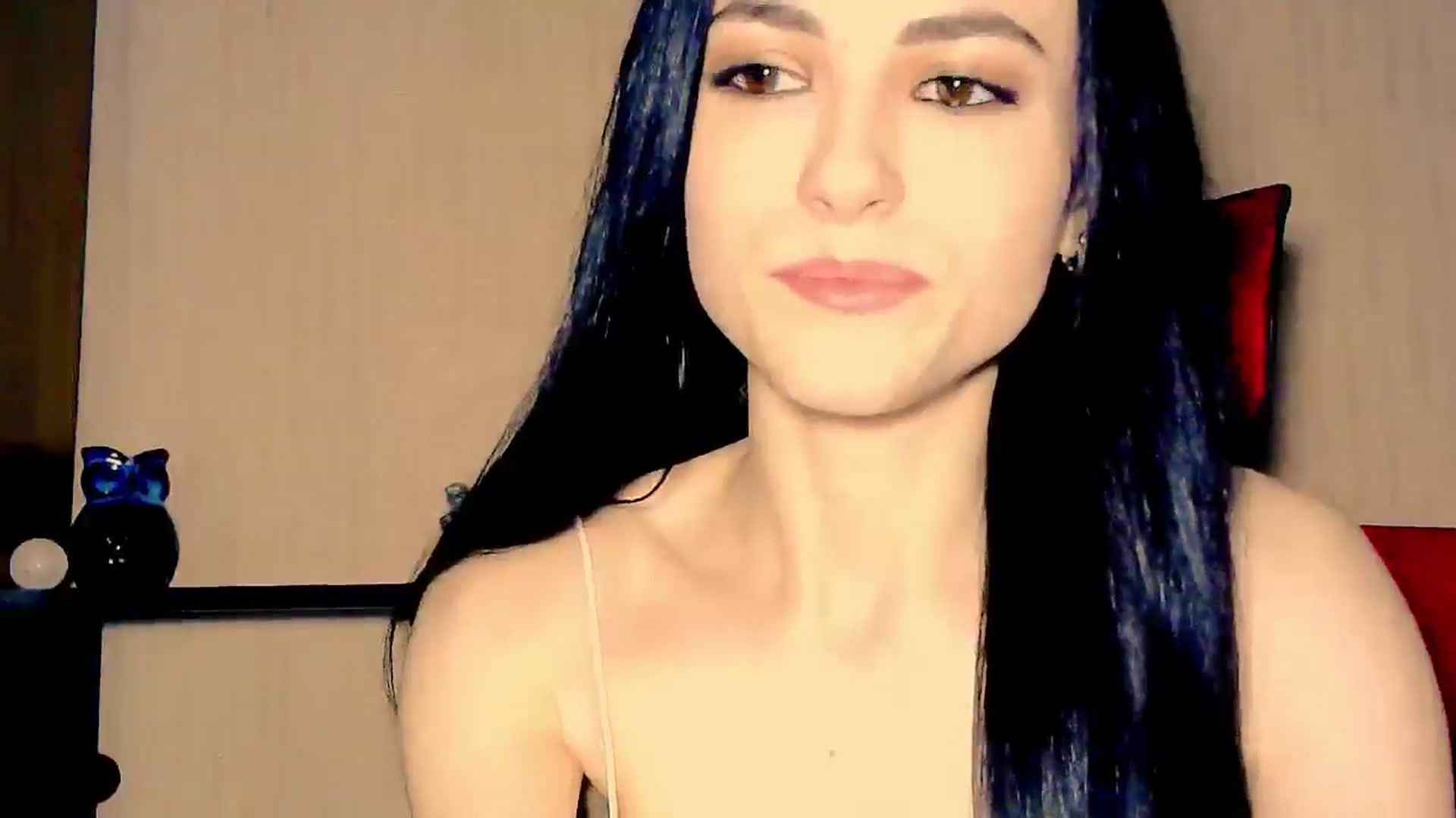 Gallery image thumbnail from Frioninny's myfreecams stream on, 05/07/2026, 21:22 image 15 of 20