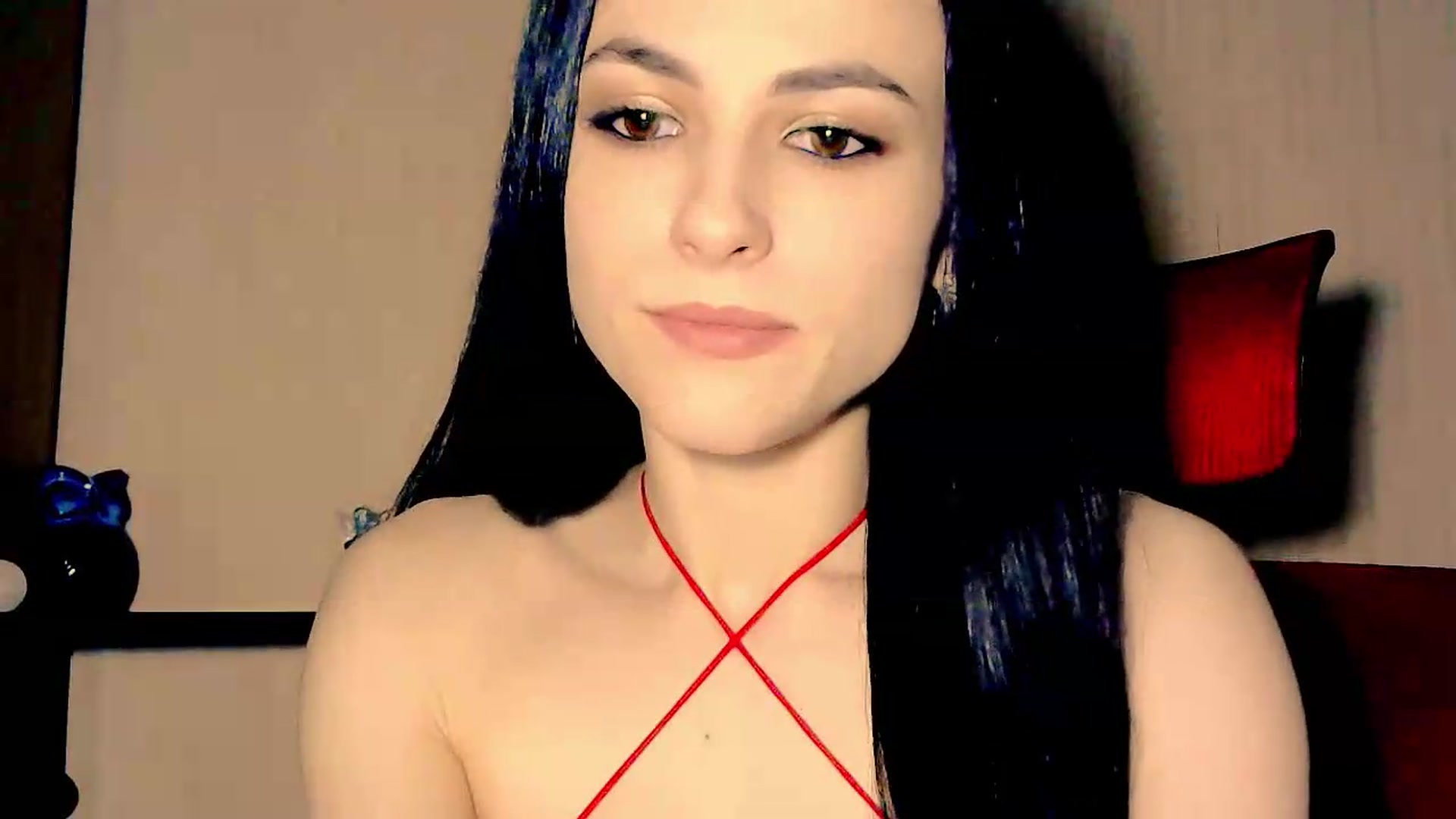 Gallery image thumbnail from Frioninny's myfreecams stream on, 05/12/2026, 21:14 image 9 of 20