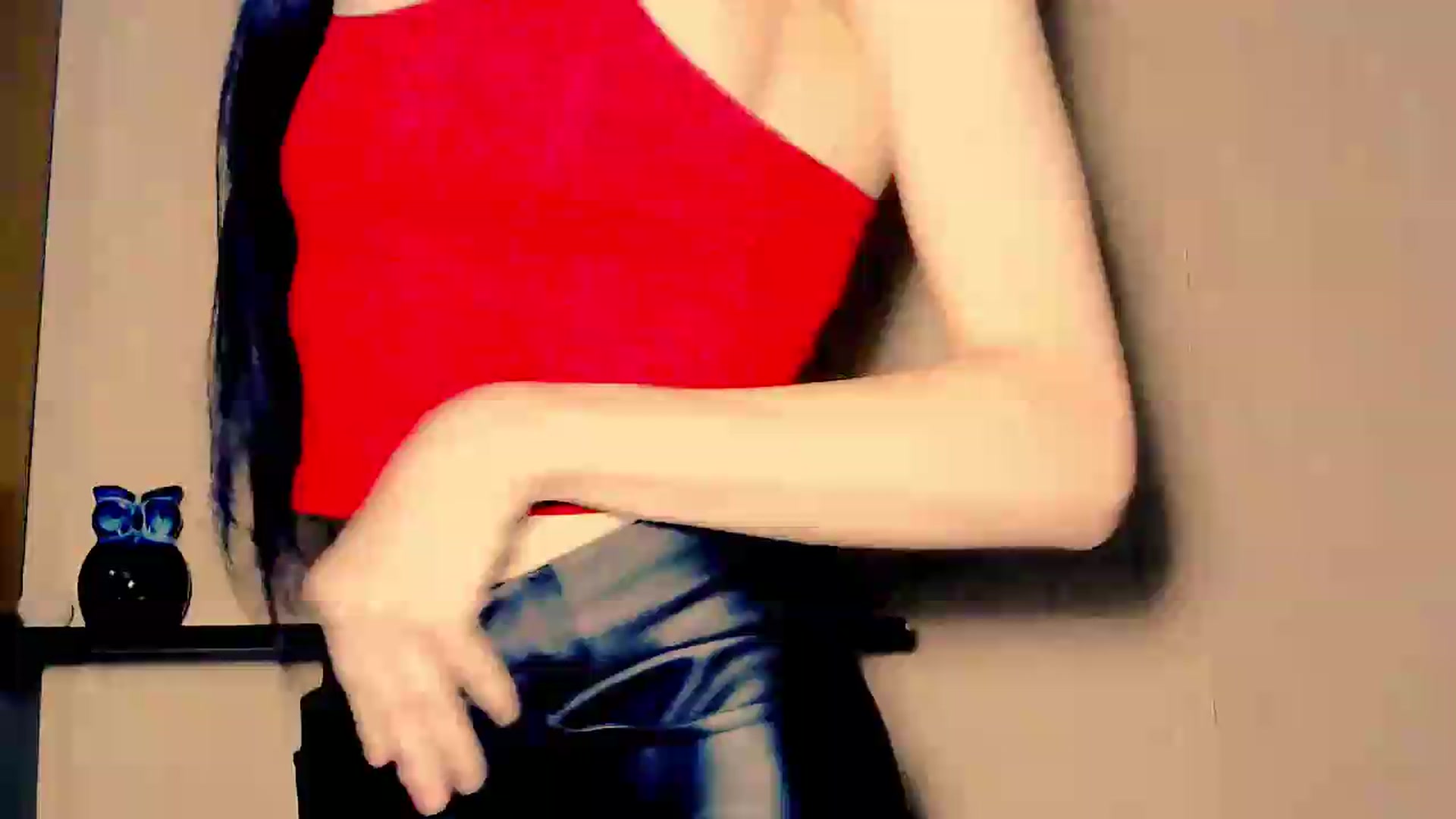 Gallery image thumbnail from Frioninny's myfreecams stream on, 05/22/2026, 19:24 image 20 of 20