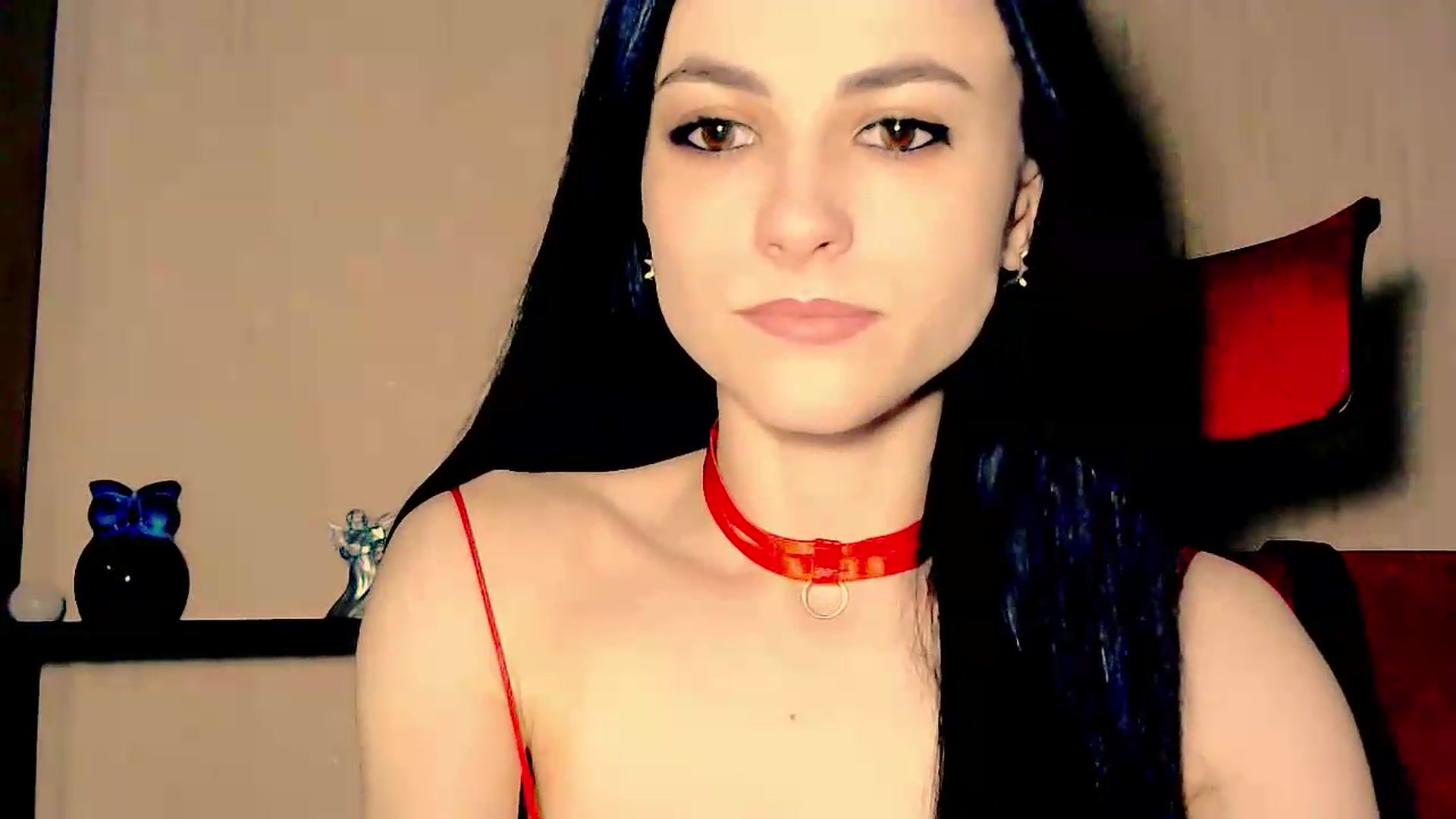 Gallery image thumbnail from Frioninny's myfreecams stream on, 05/22/2026, 22:37 image 11 of 20