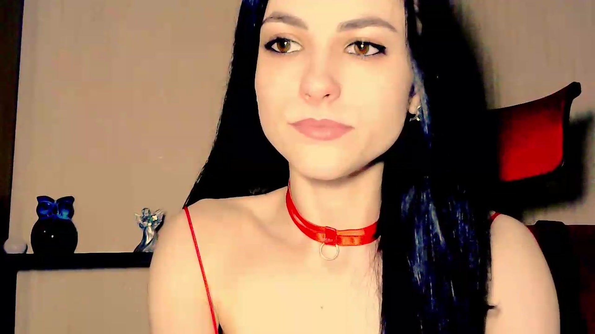 Gallery image thumbnail from Frioninny's myfreecams stream on, 05/22/2026, 22:37 image 18 of 20