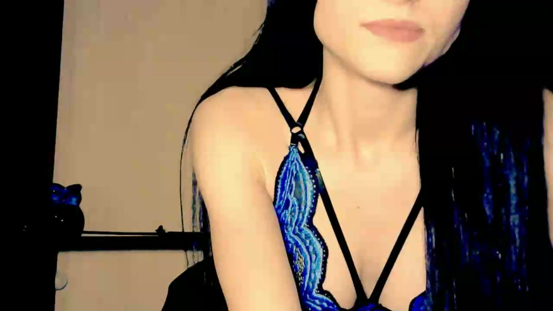 Gallery image thumbnail from Frioninny's myfreecams stream on, 06/06/2026, 21:18 image 13 of 20
