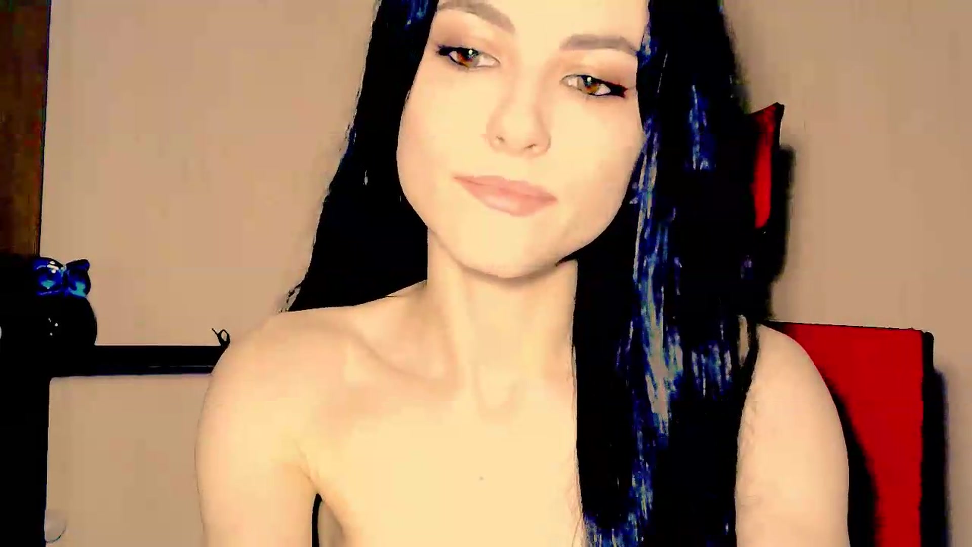 Gallery image thumbnail from Frioninny's myfreecams stream on, 06/12/2026, 19:17 image 8 of 20