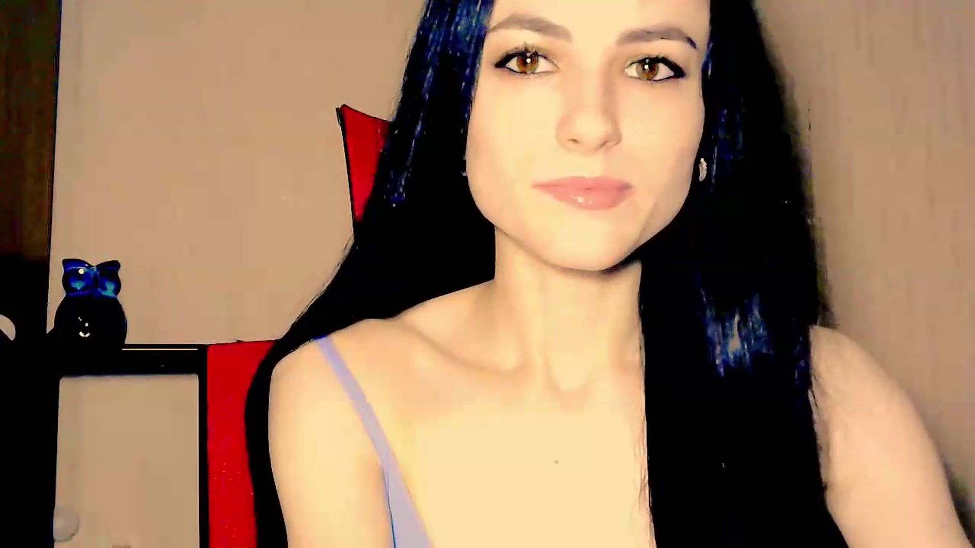 Gallery image thumbnail from Frioninny's myfreecams stream on, 06/13/2026, 22:01 image 6 of 20