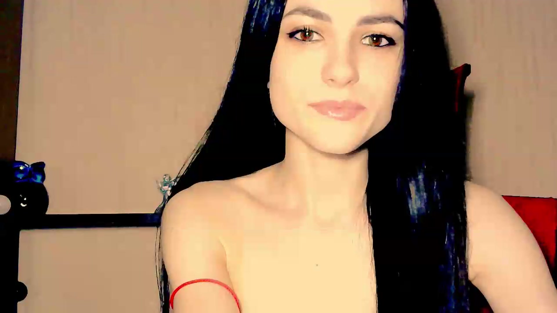 Gallery image thumbnail from Frioninny's myfreecams stream on, 06/18/2026, 20:57 image 3 of 20