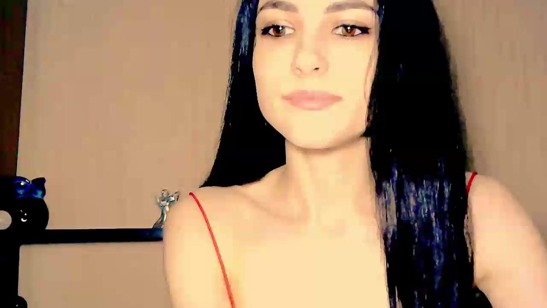 Gallery image thumbnail from Frioninny's myfreecams stream on, 06/18/2026, 21:53 image 19 of 20
