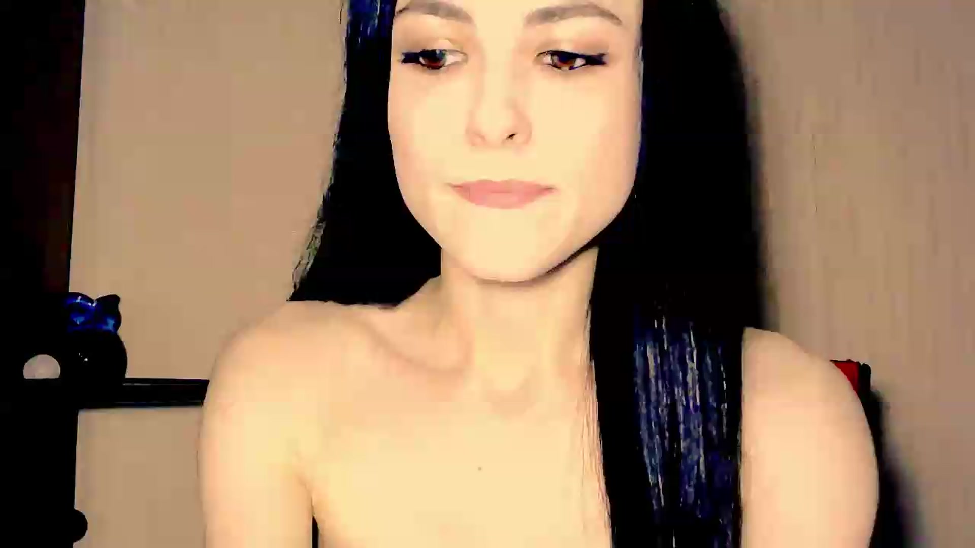 Gallery image thumbnail from Frioninny's myfreecams stream on, 06/25/2026, 19:05 image 1 of 20