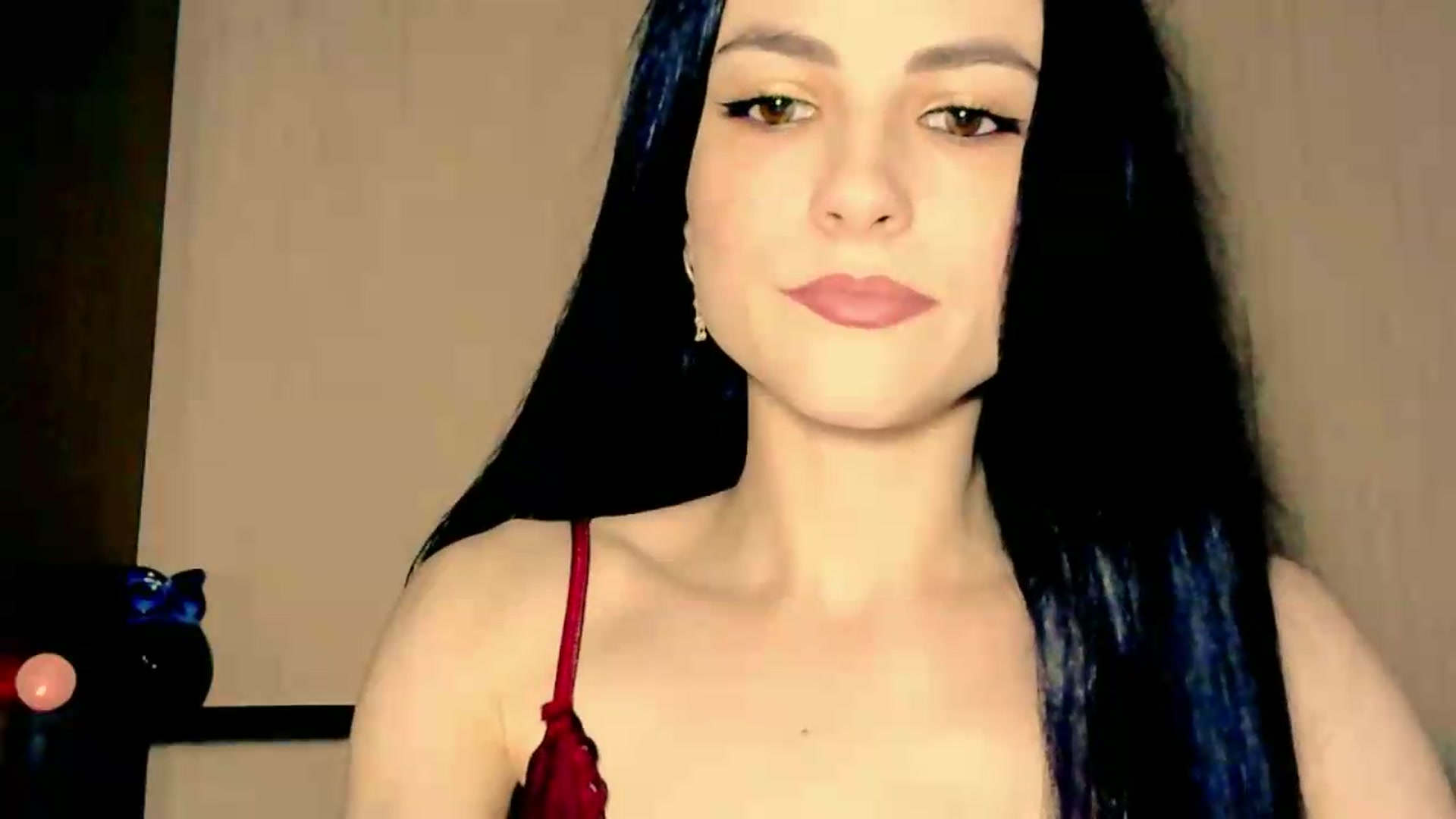 Gallery image thumbnail from Frioninny's myfreecams stream on, 06/27/2026, 17:38 image 13 of 20