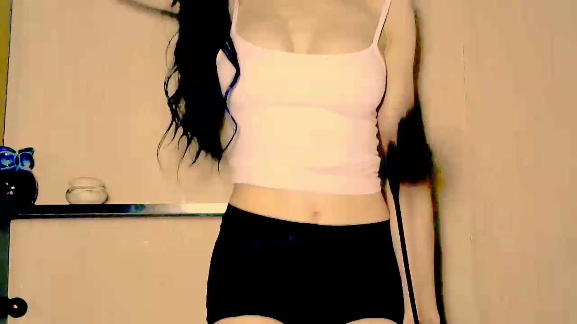 Gallery image thumbnail from Frioninny's myfreecams stream on, 07/11/2026, 17:53 image 8 of 20