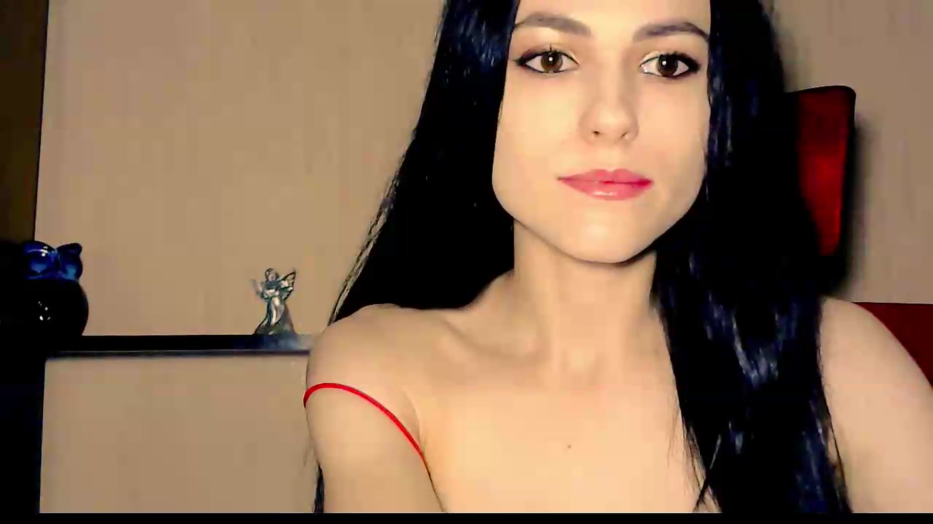 Gallery image thumbnail from Frioninny's myfreecams stream on, 07/17/2026, 19:28 image 20 of 20