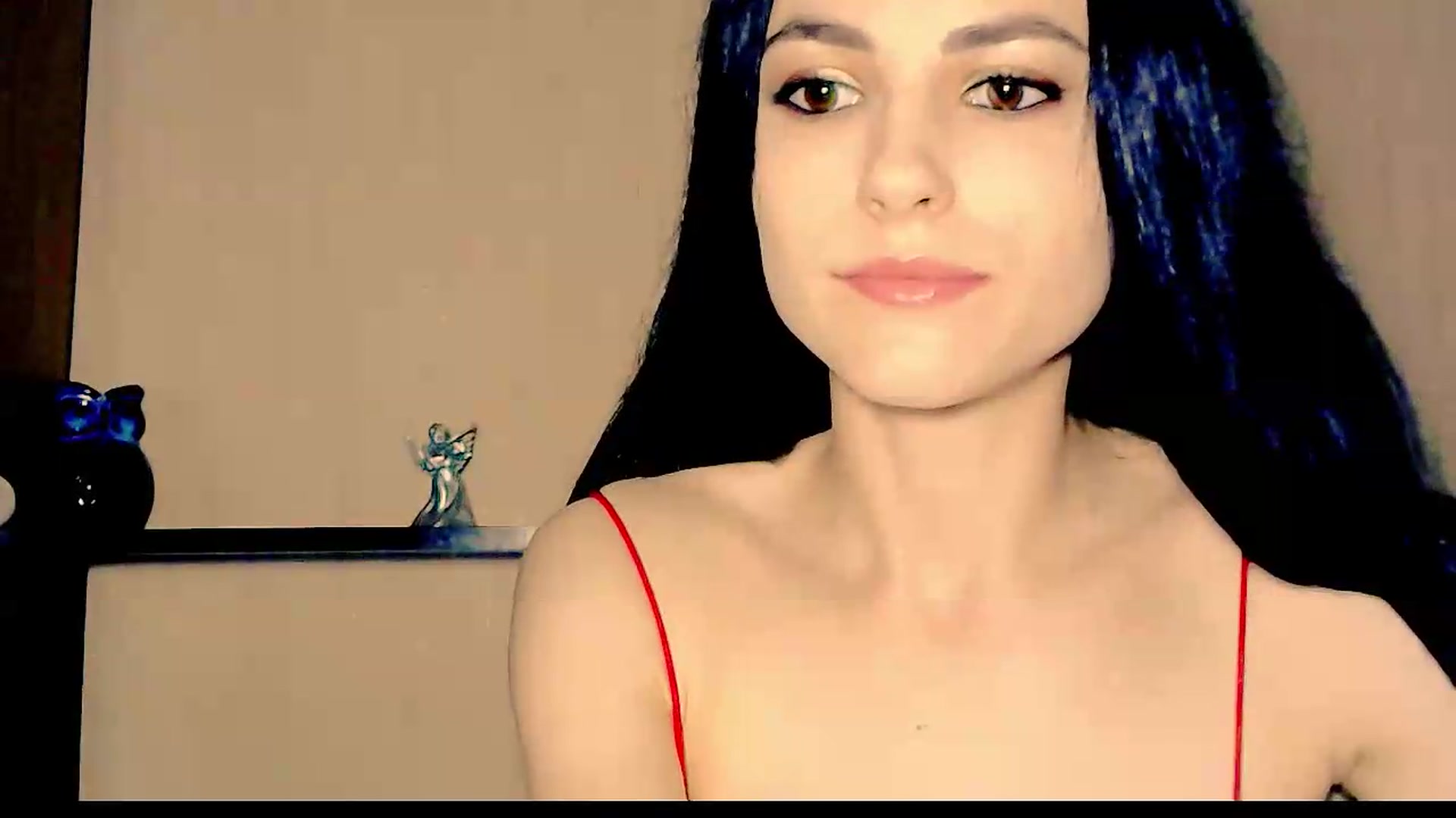 Gallery image thumbnail from Frioninny's myfreecams stream on, 07/17/2026, 20:46 image 15 of 20