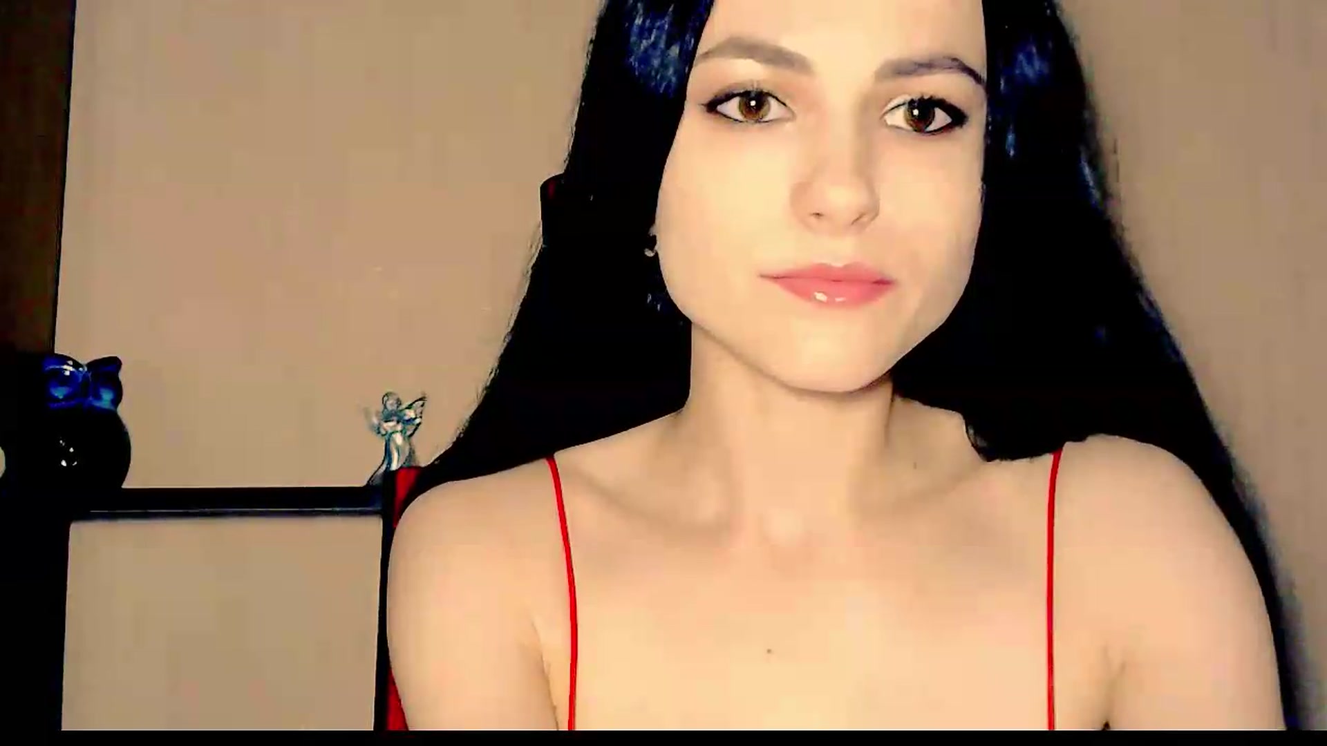Gallery image thumbnail from Frioninny's myfreecams stream on, 07/17/2026, 20:46 image 2 of 20
